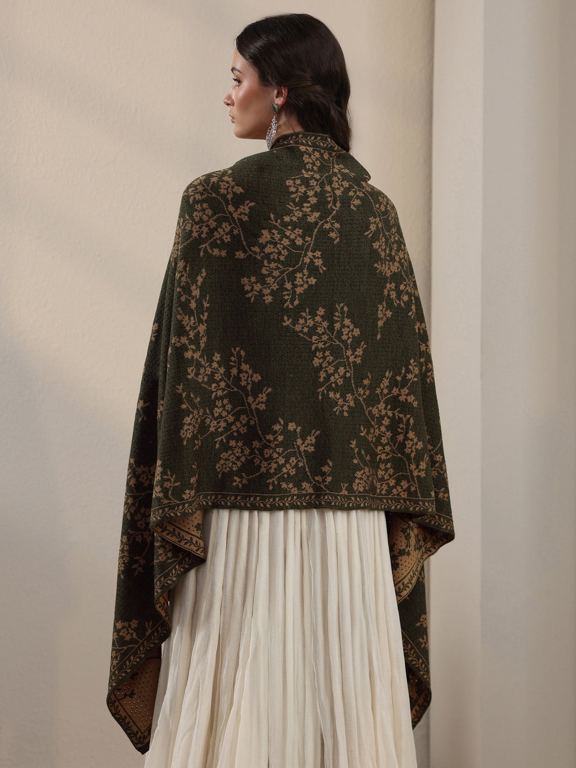 Mameraa Dark Green Floral Mesh Knitted Acrylic Wrap Shawl