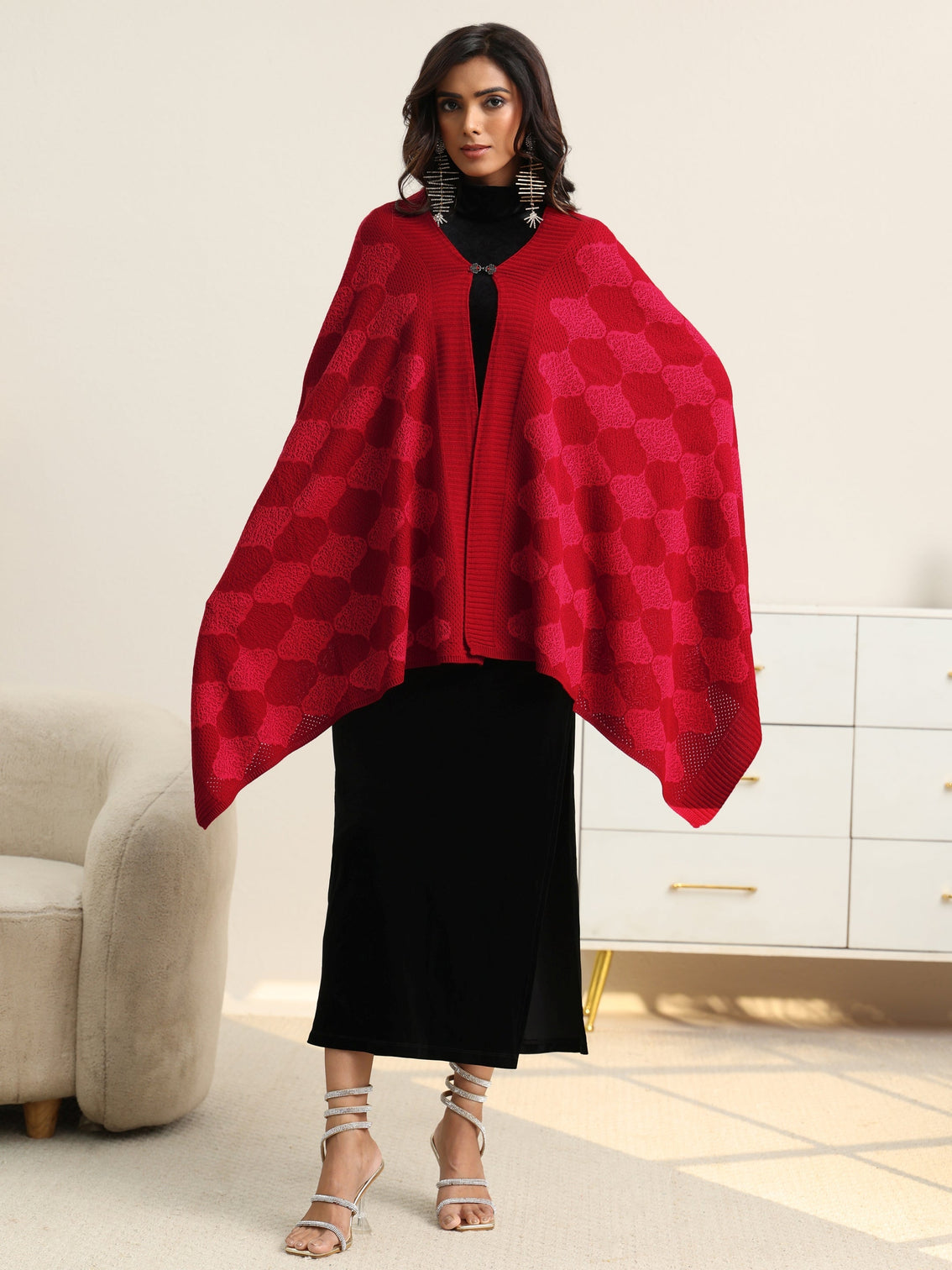 Mameraa Red Geometric Knitted Acrylic Wrap Shawl