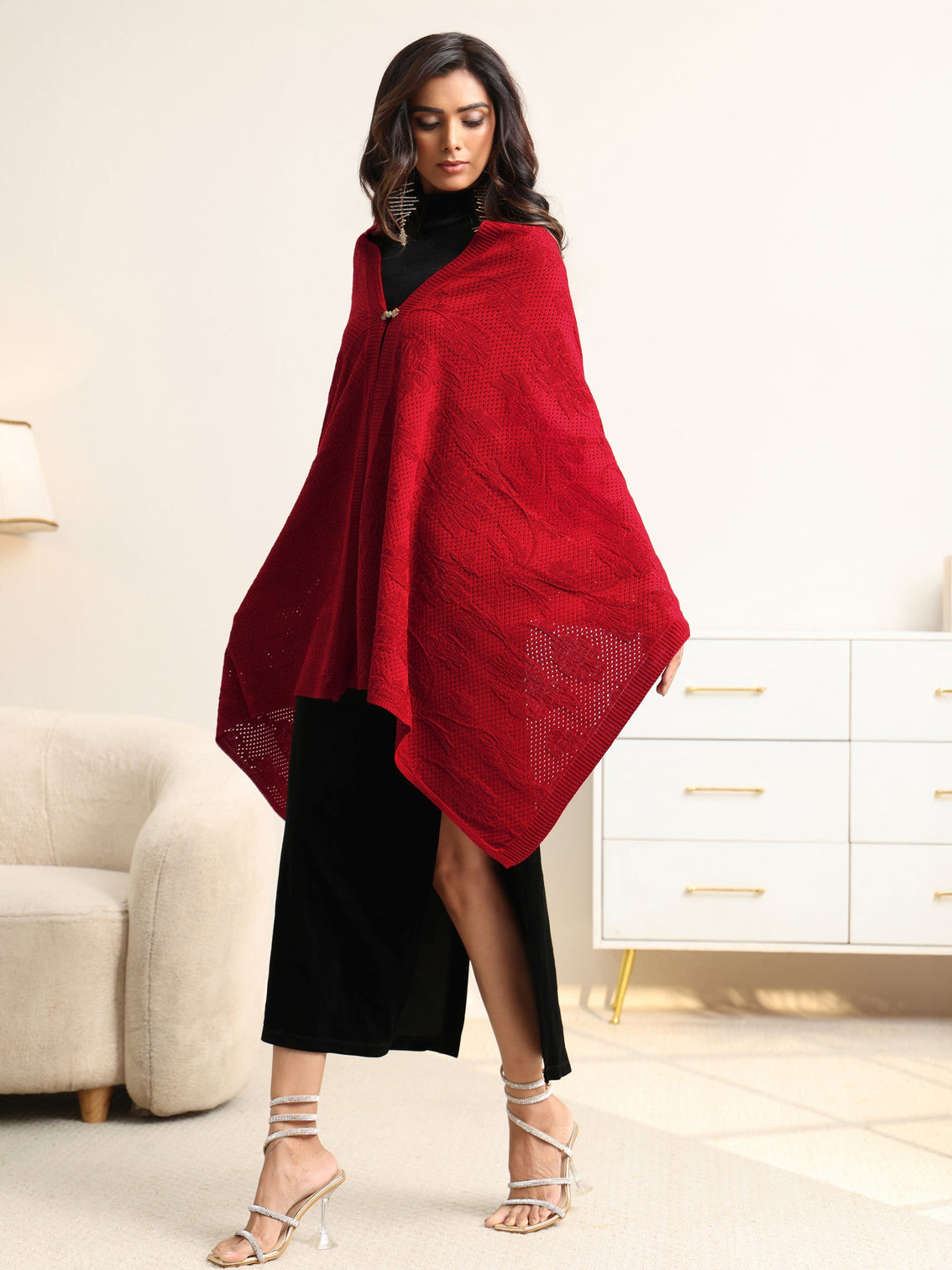 Mameraa Red Floral Knitted Acrylic Wrap Shawl