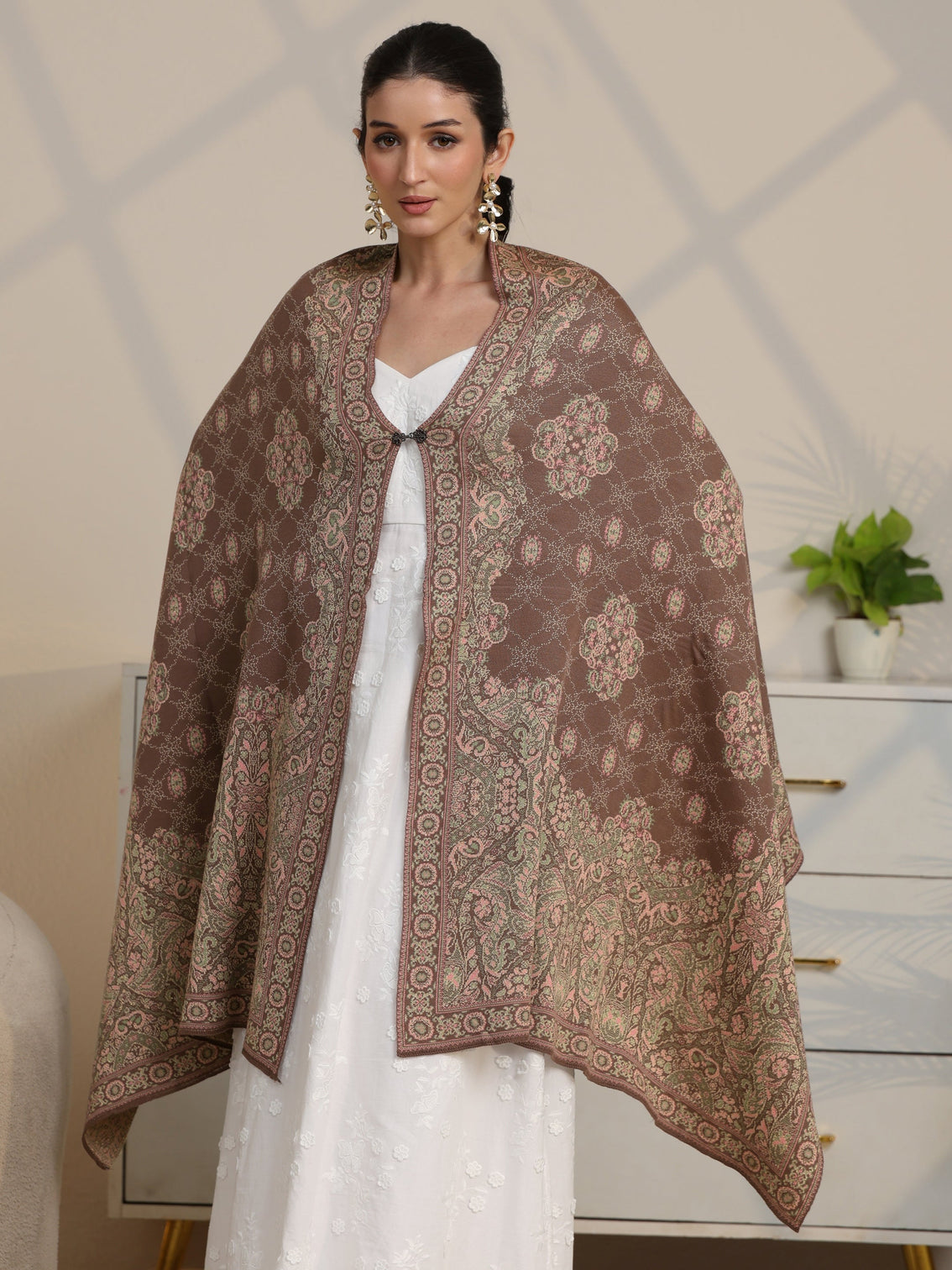Mameraa Mauve Floral Knitted Acrylic Wrap Shawl