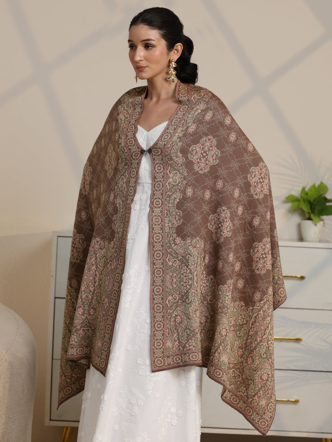 Mameraa Mauve Floral Knitted Acrylic Wrap Shawl