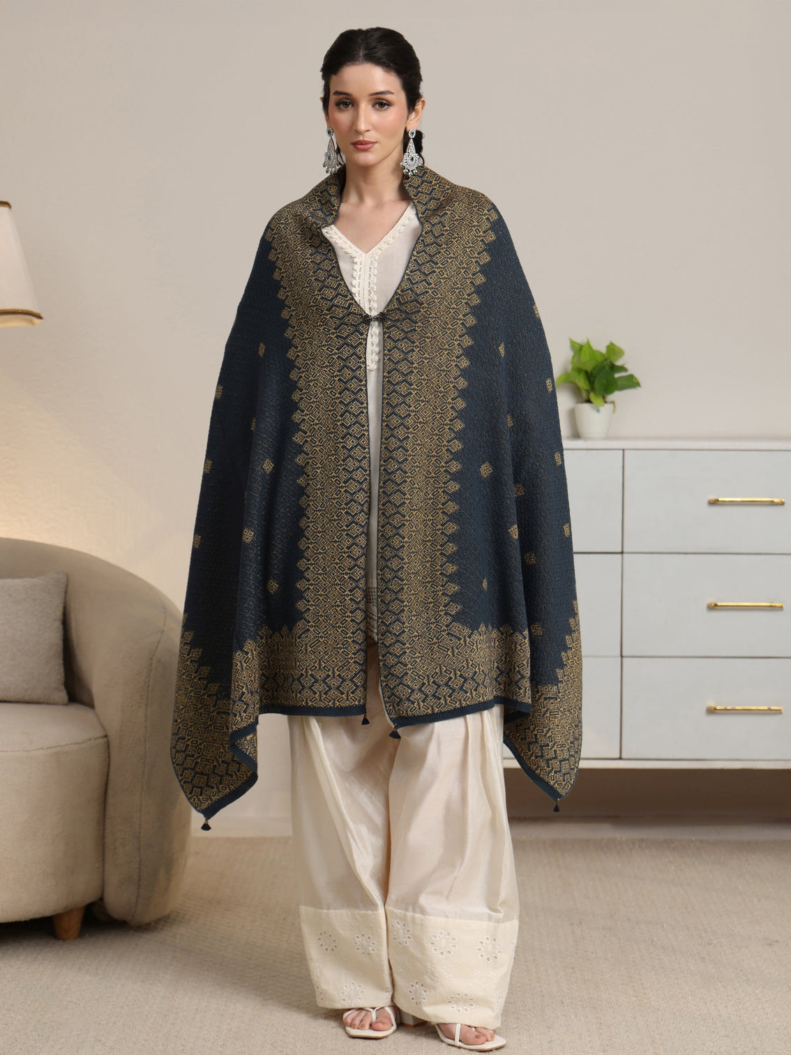 Mameraa Teal Blue Ethnic Knitted Acrylic Wrap Shawl