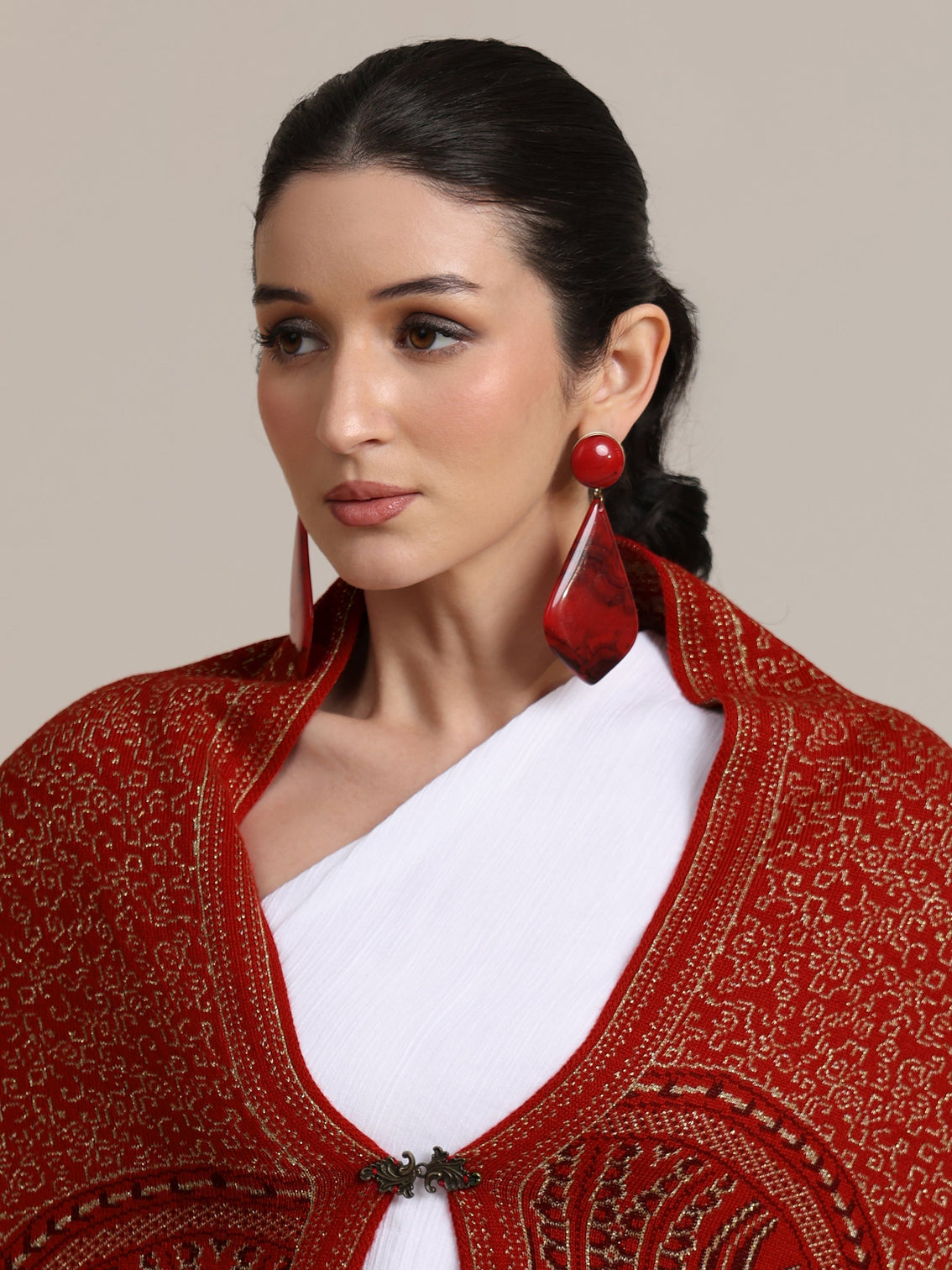 Mameraa Red Ethnic Knitted Acrylic Wrap Shawl