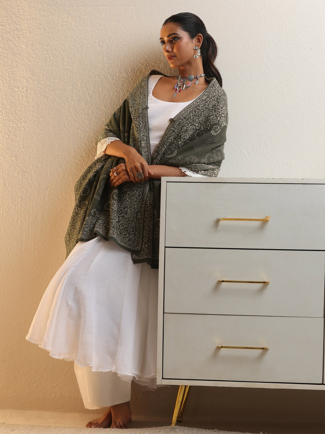 Mameraa Muted Moss Green Knitted Acrylic Wrap Shawl