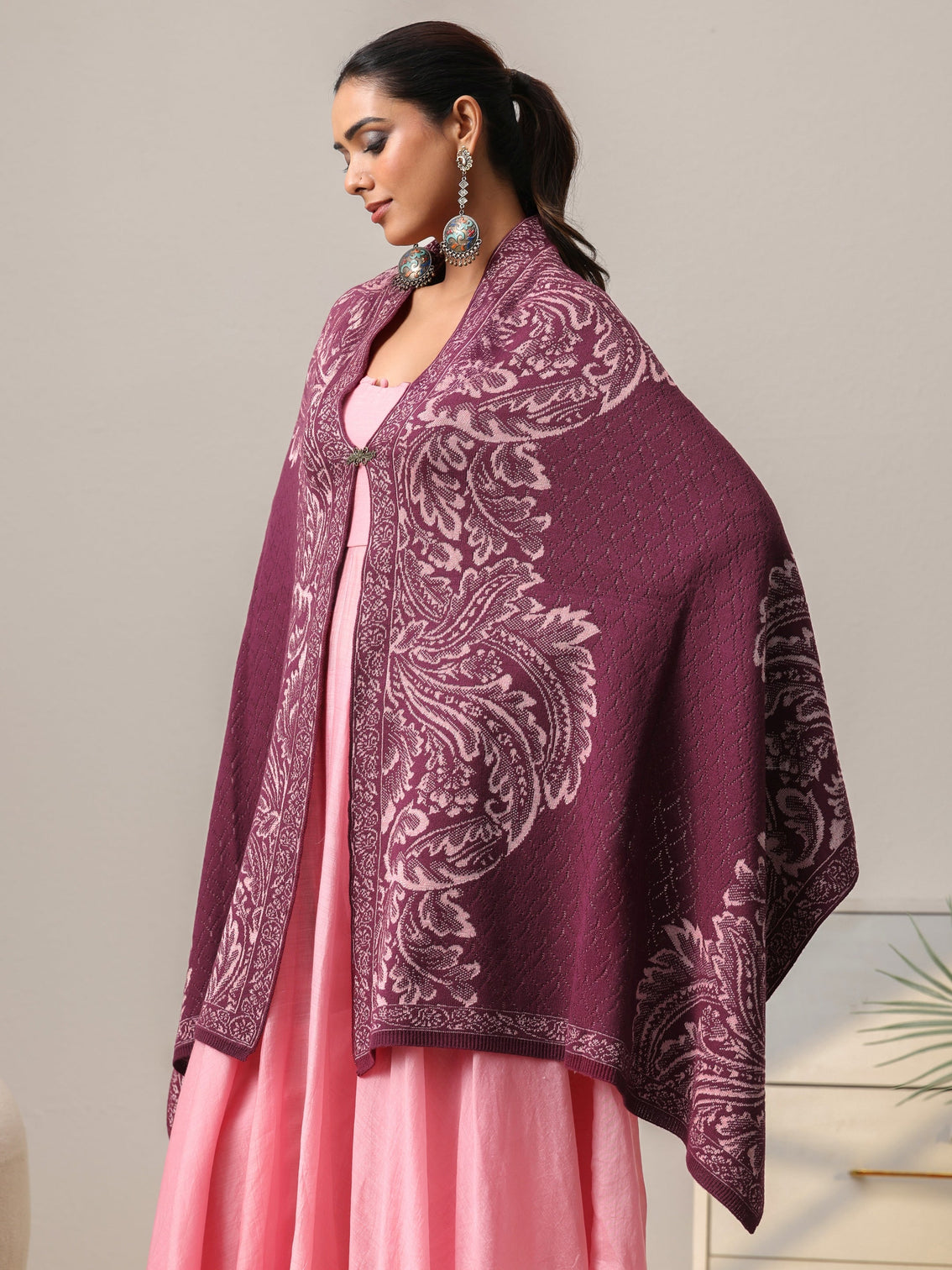 Mameraa Magenta Pink Floral Knitted Acrylic Wrap Shawl