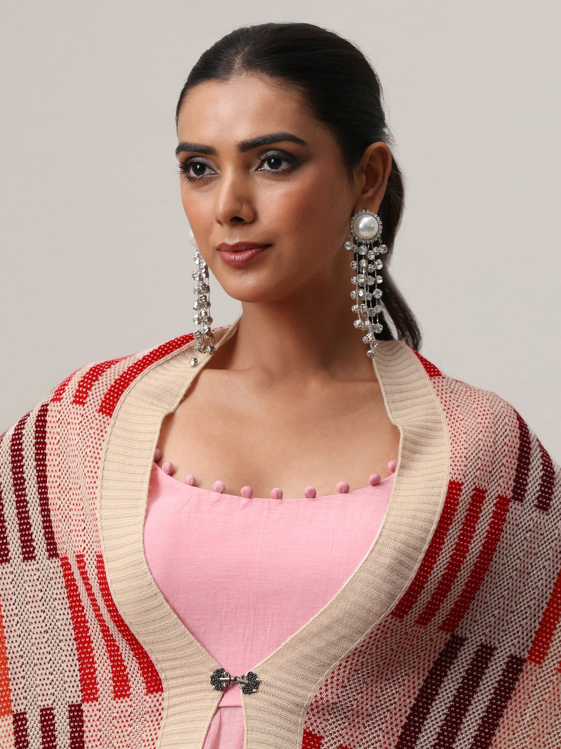 Mameraa Off White Geometric Knitted Acrylic Wrap Shawl