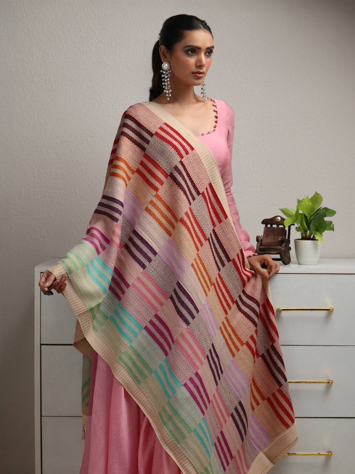 Mameraa Off White Geometric Knitted Acrylic Wrap Shawl