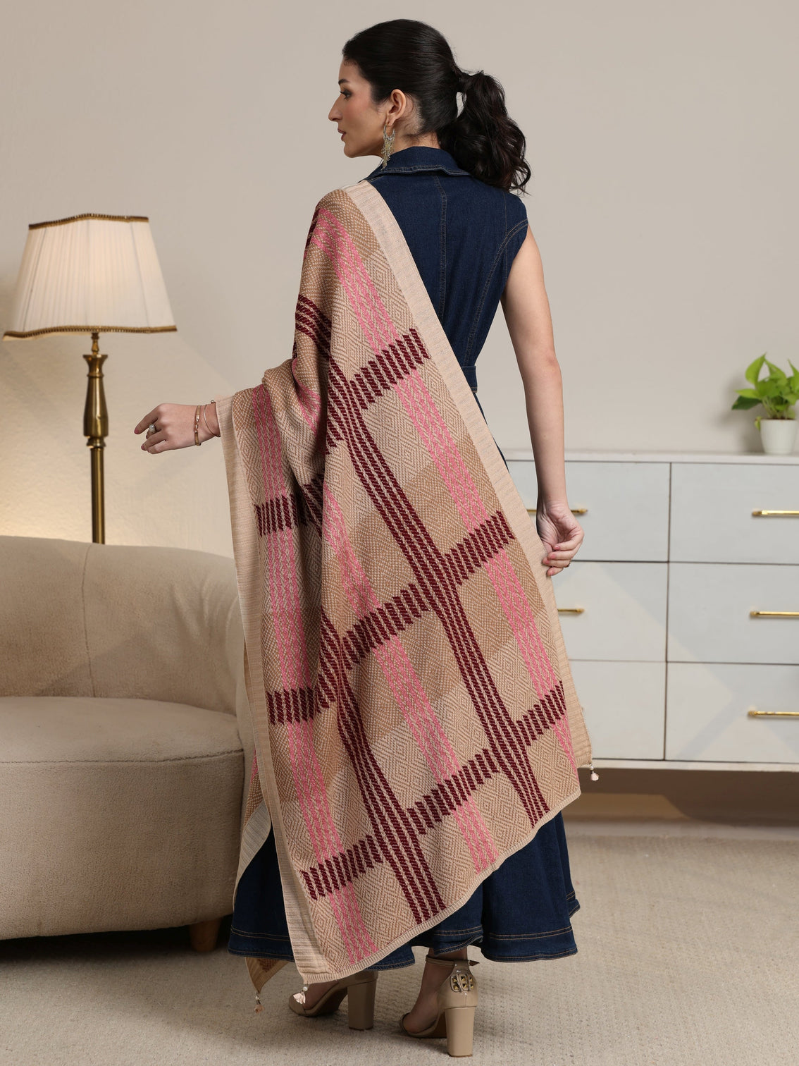 Mameraa Beige Geometric Knitted Acrylic Shawl
