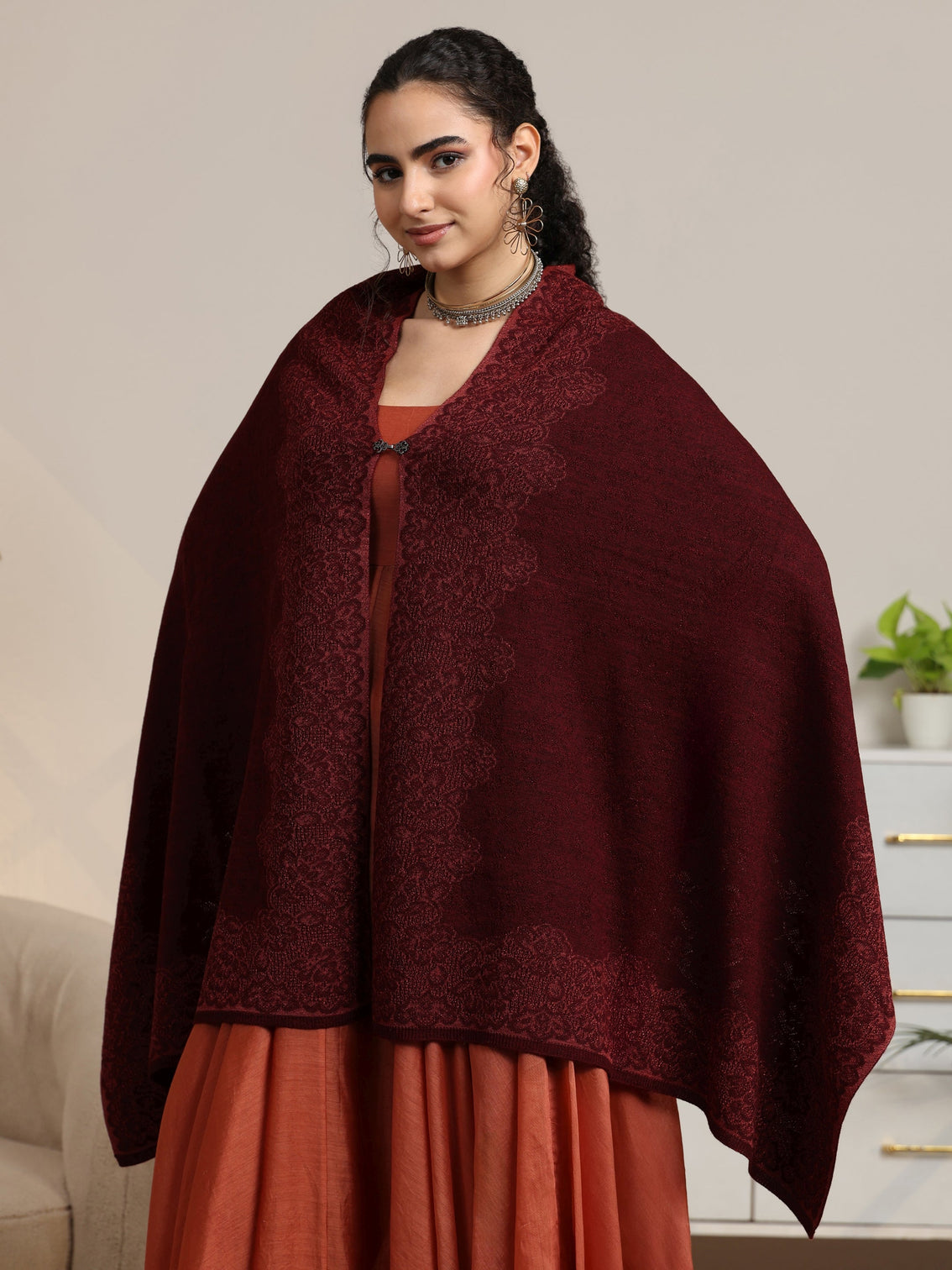 Mameraa Maroon Floral Knitted Acrylic Wrap Shawl