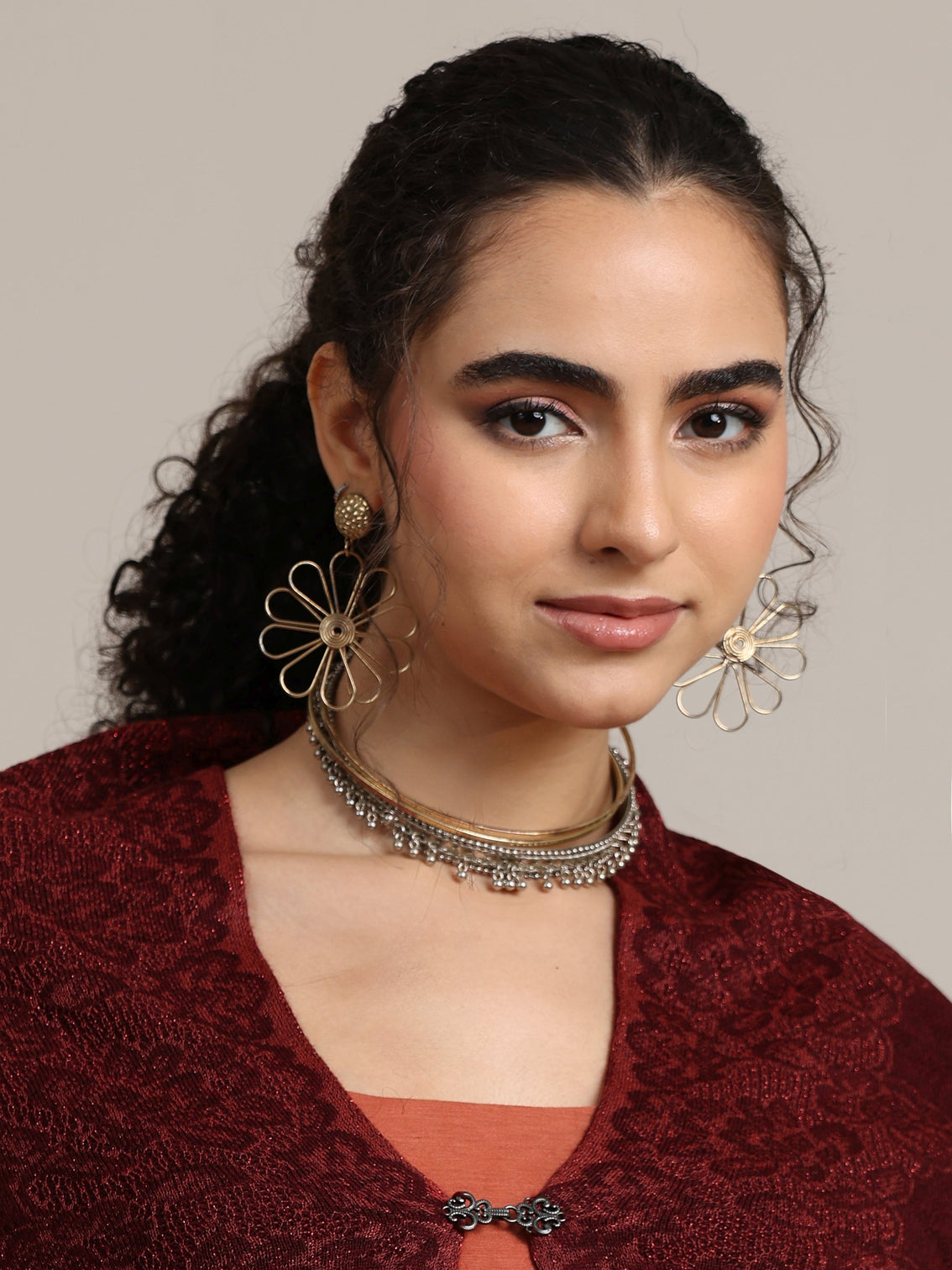 Mameraa Maroon Floral Knitted Acrylic Wrap Shawl
