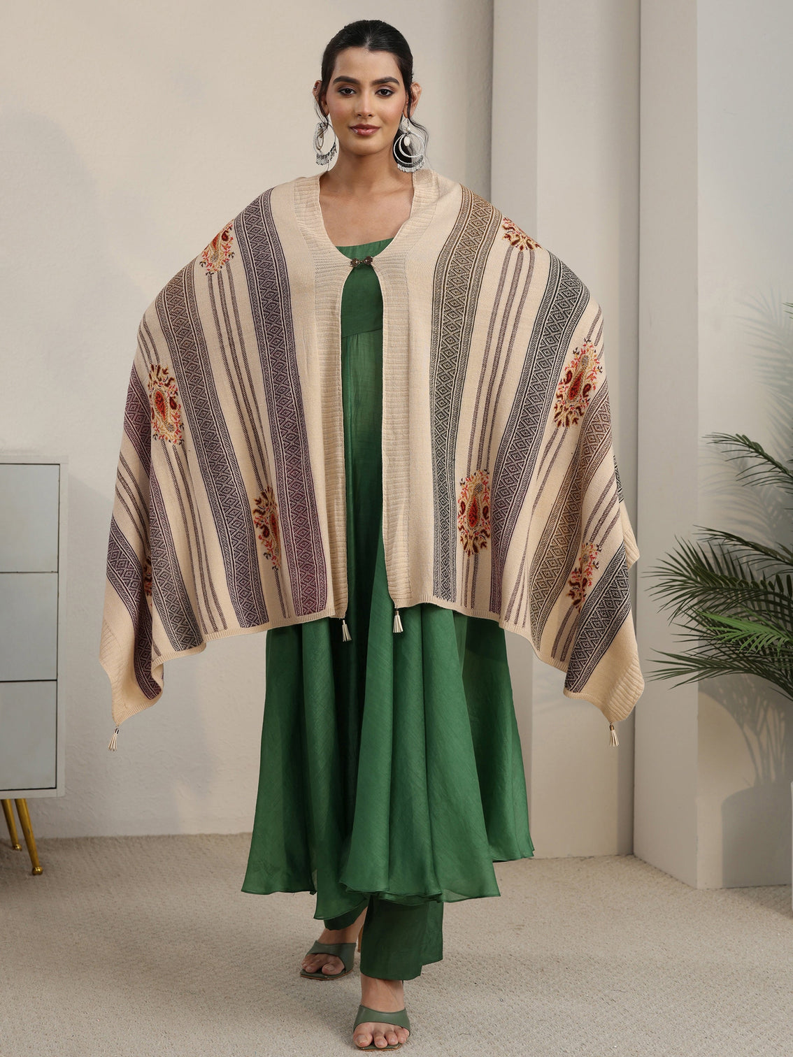 Mameraa Off White Ethnic Embroidered Acrylic Wrap Shawl