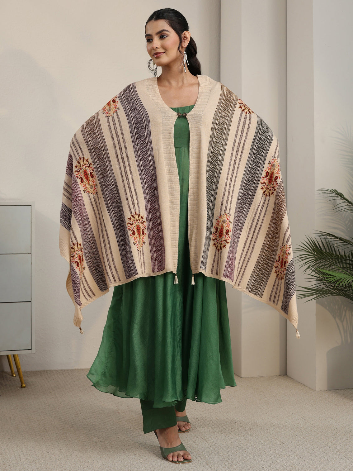 Mameraa Off White Ethnic Embroidered Acrylic Wrap Shawl
