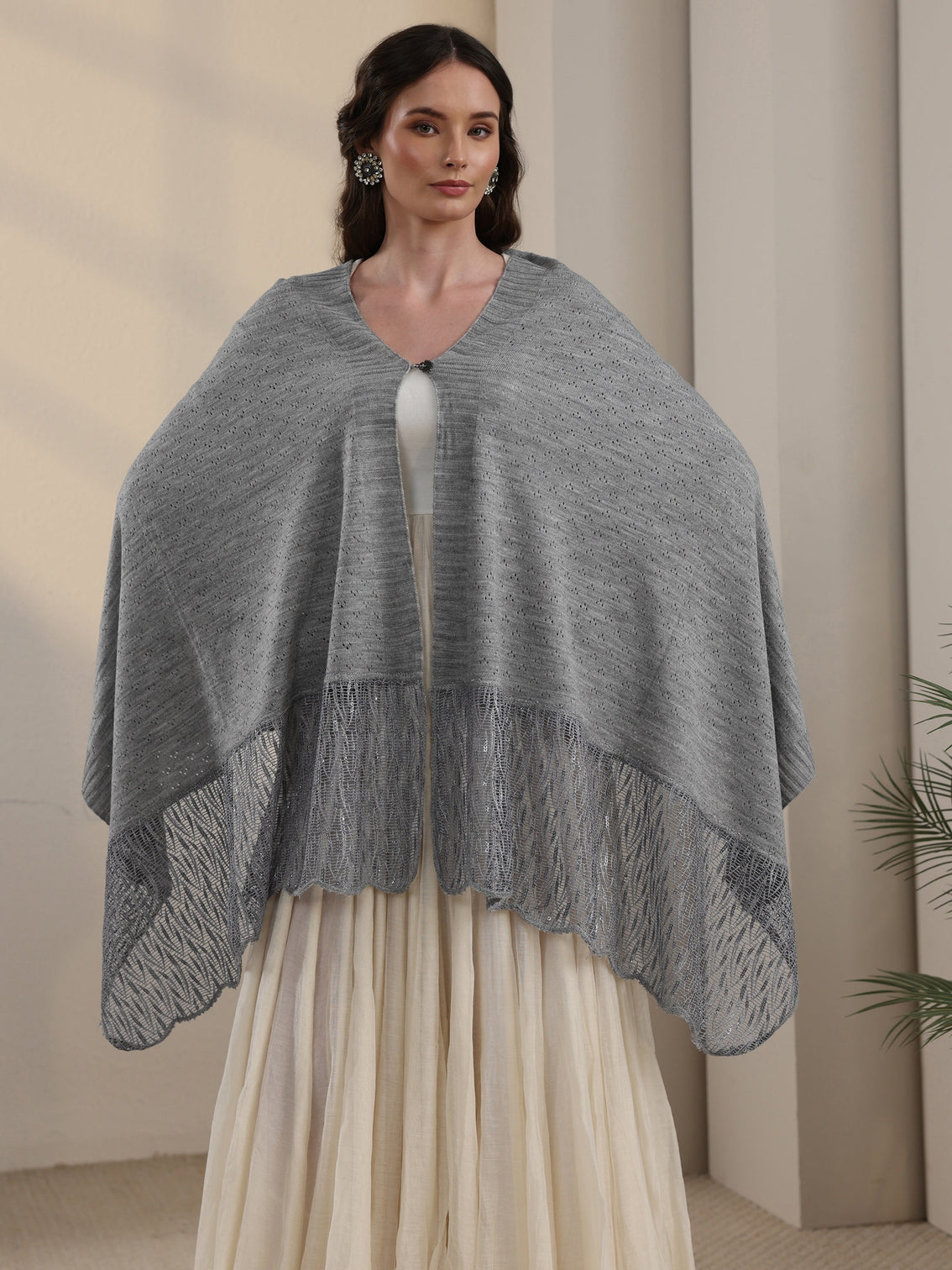 Mameraa Grey Acrylic Wrap Shawl with Lace Border