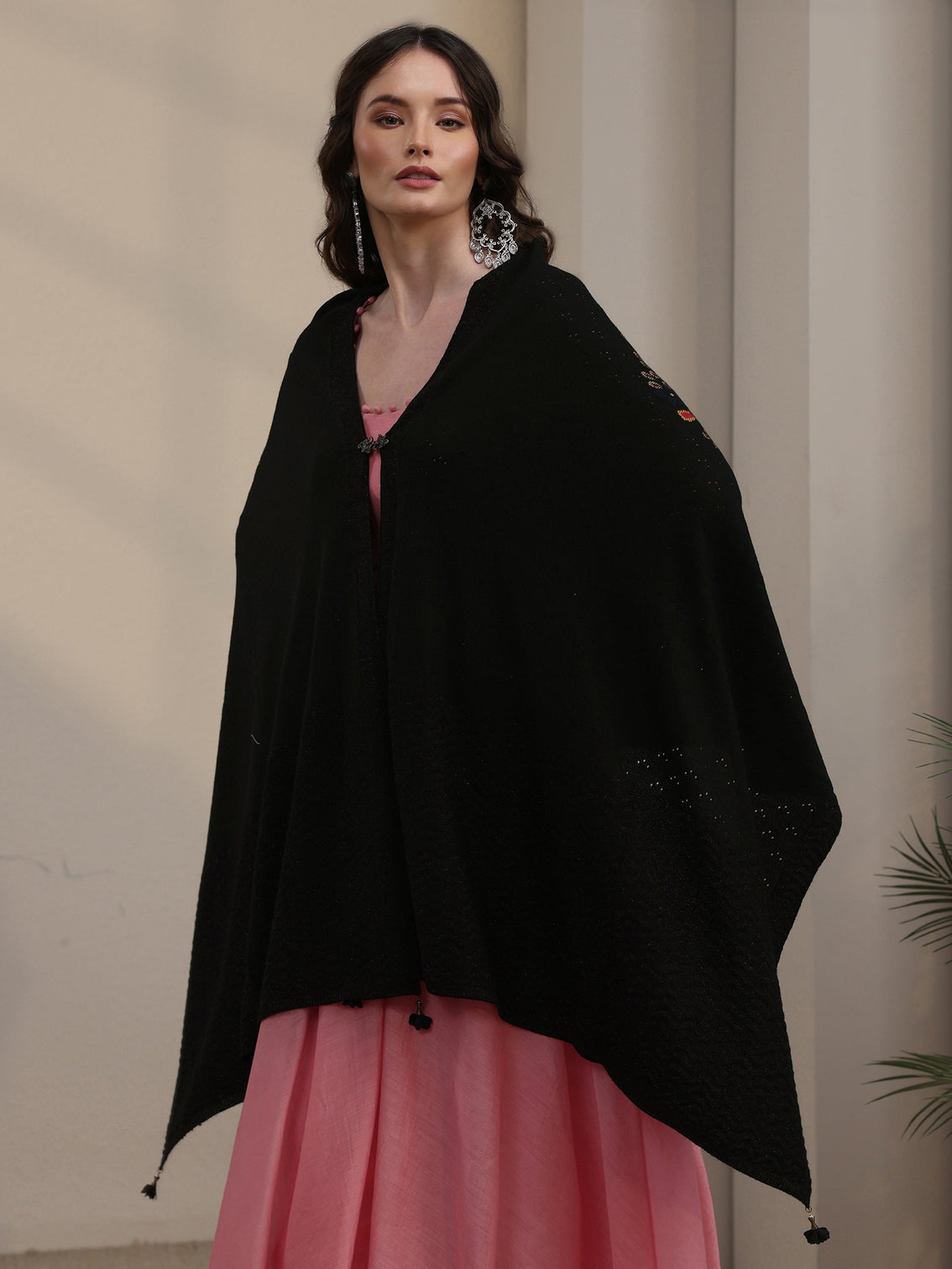 Mameraa Black Floral Mesh Knitted Acrylic Wrap Shawl