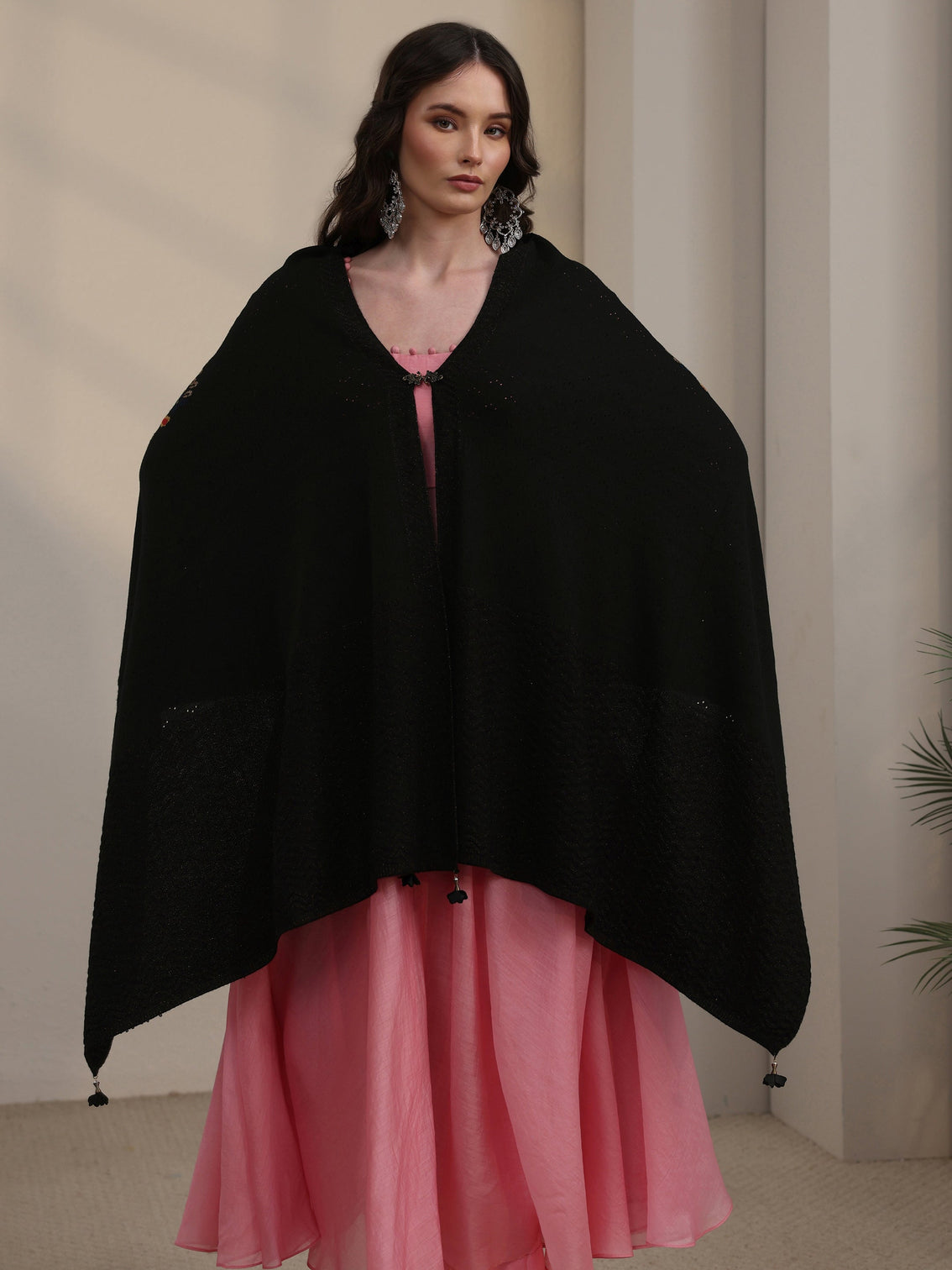Mameraa Black Floral Mesh Knitted Acrylic Wrap Shawl