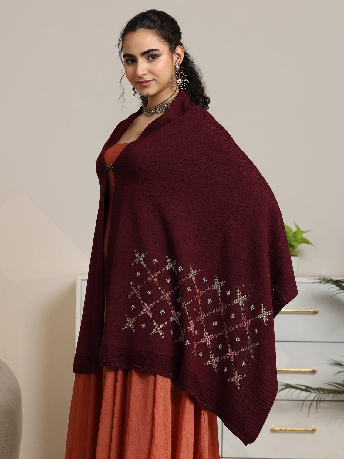Mameraa Maroon Knitted Acrylic Wrap Shawl