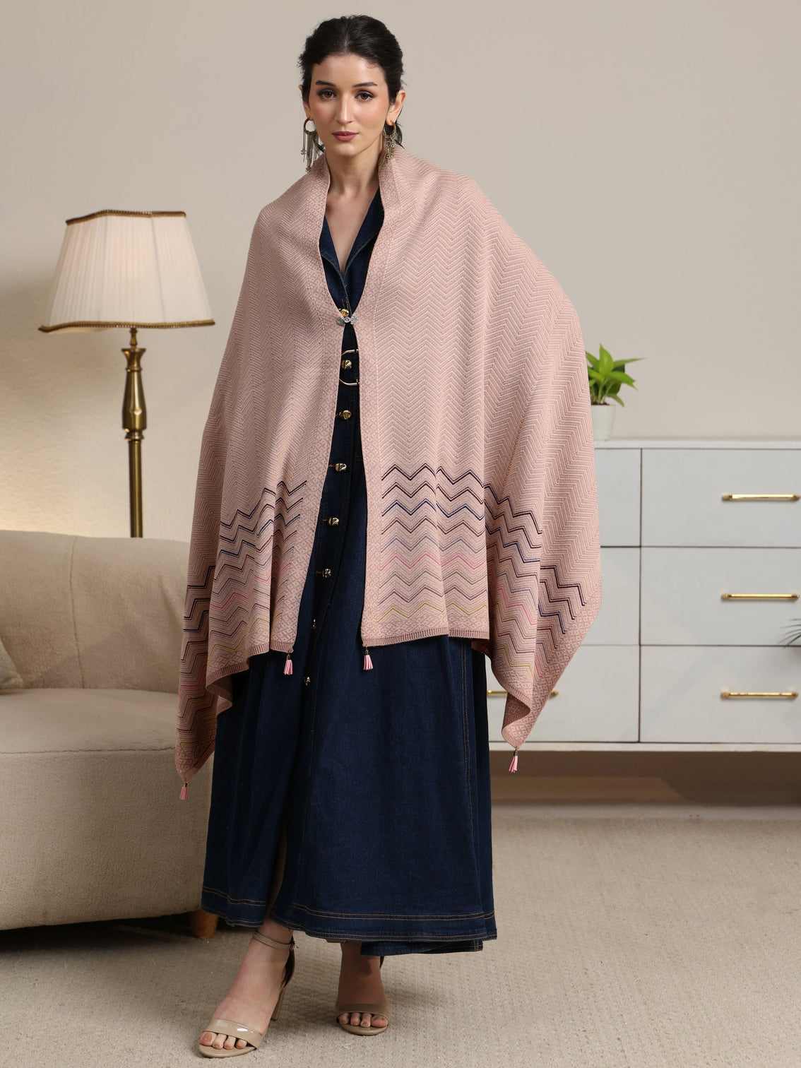 Mameraa Pink Chevron Knitted Acrylic Wrap Shawl