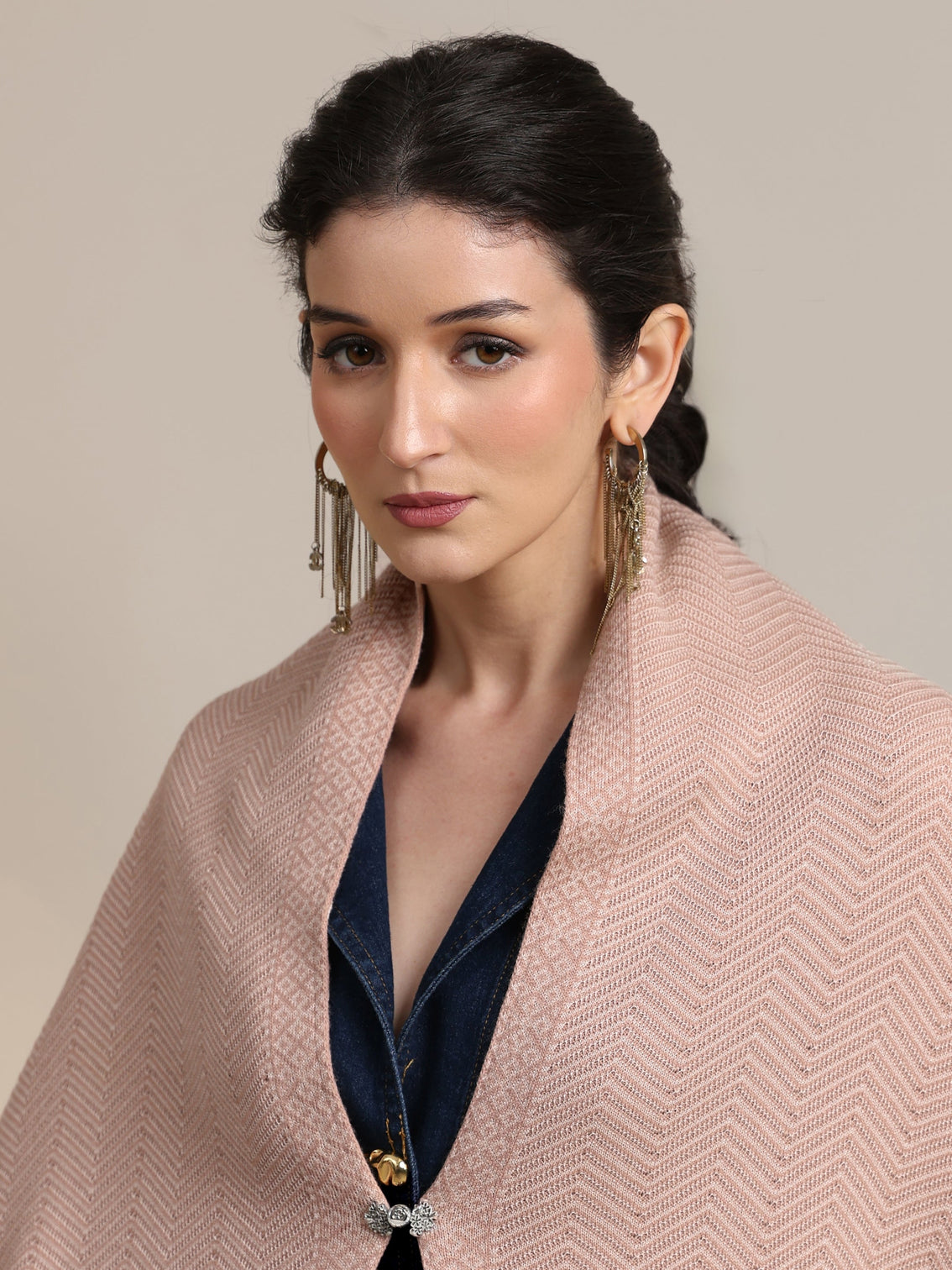Mameraa Pink Chevron Knitted Acrylic Wrap Shawl