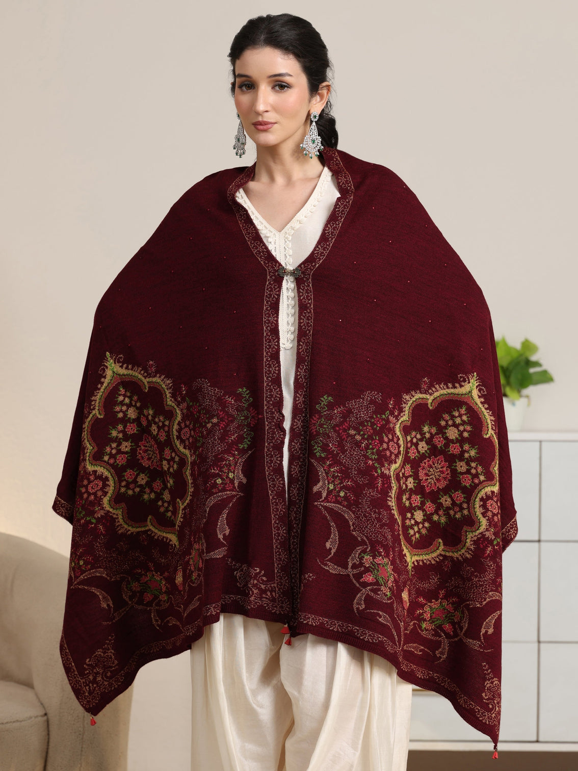 Mameraa Maroon Floral Knitted Acrylic Wrap Shawl