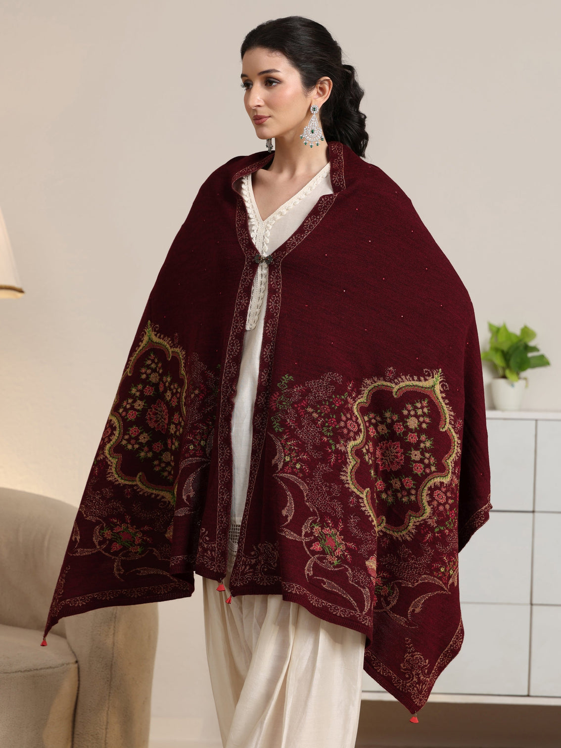 Mameraa Maroon Floral Knitted Acrylic Wrap Shawl