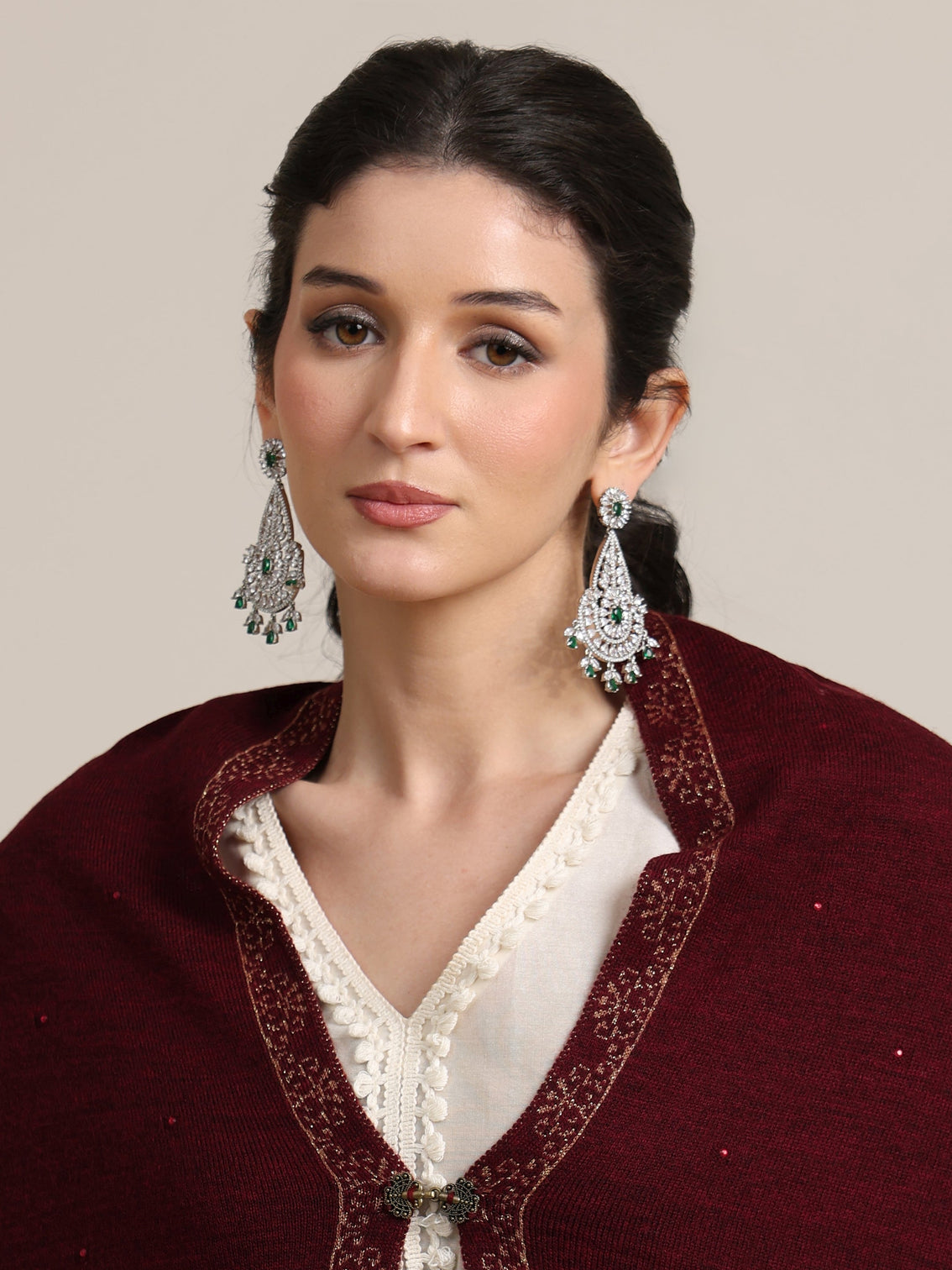 Mameraa Maroon Floral Knitted Acrylic Wrap Shawl