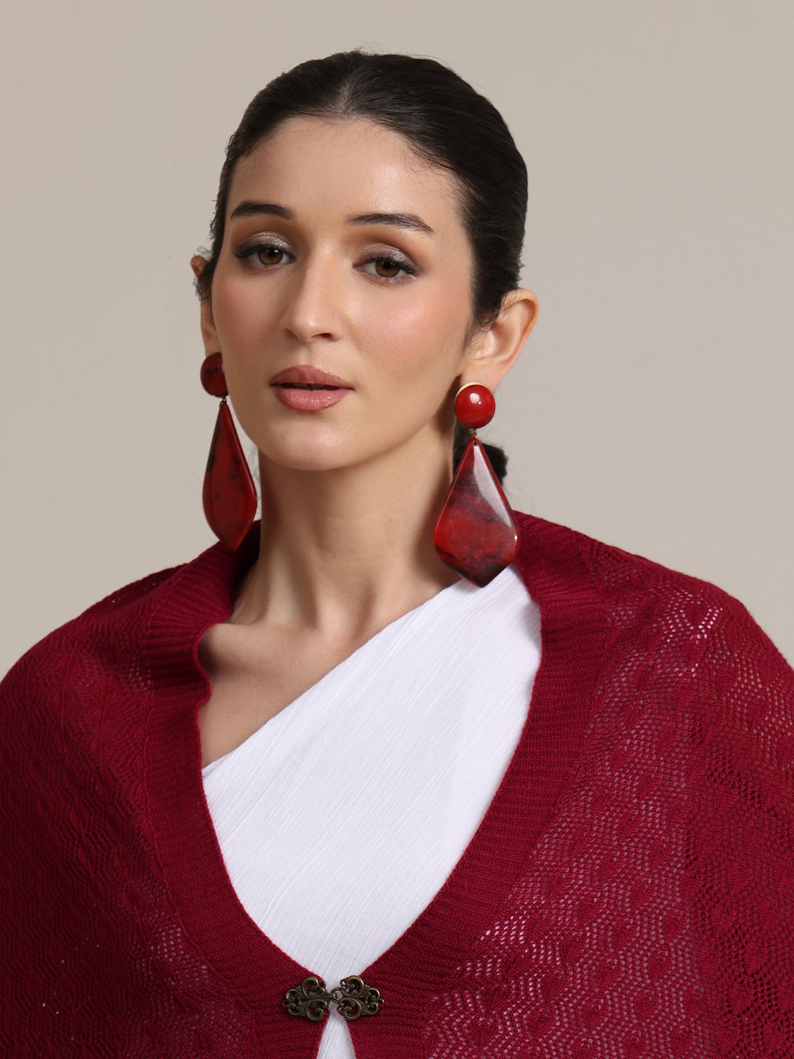 Mameraa Red Floral Knitted Acrylic Wrap Shawl