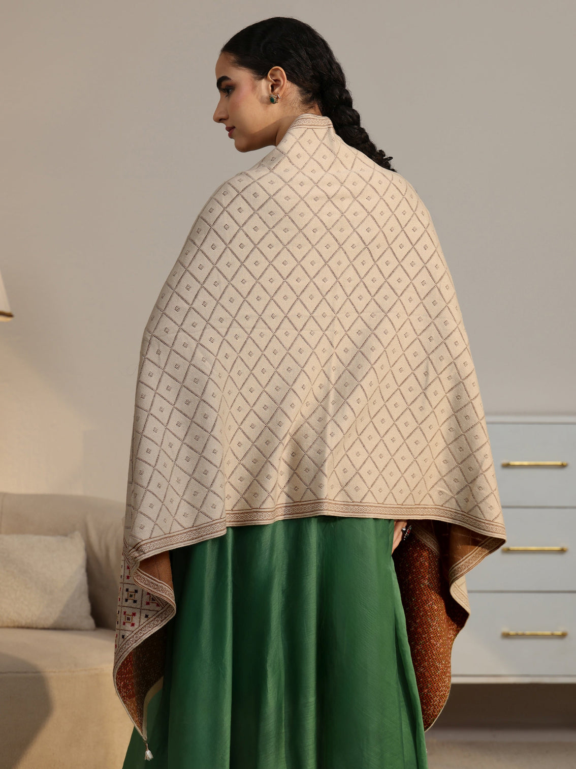Mameraa Off White Geometric Knitted Acrylic Wrap Shawl