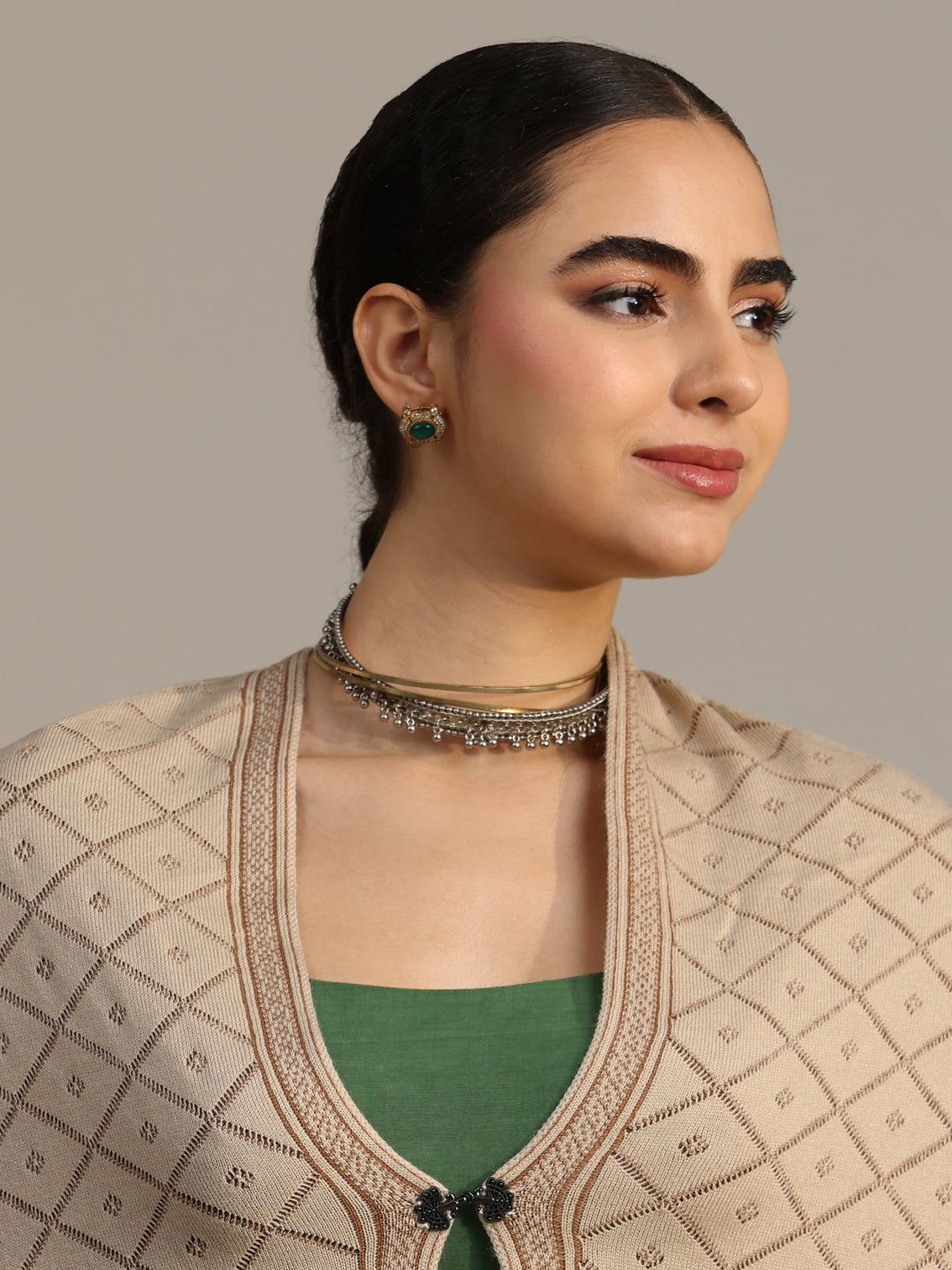 Mameraa Off White Geometric Knitted Acrylic Wrap Shawl