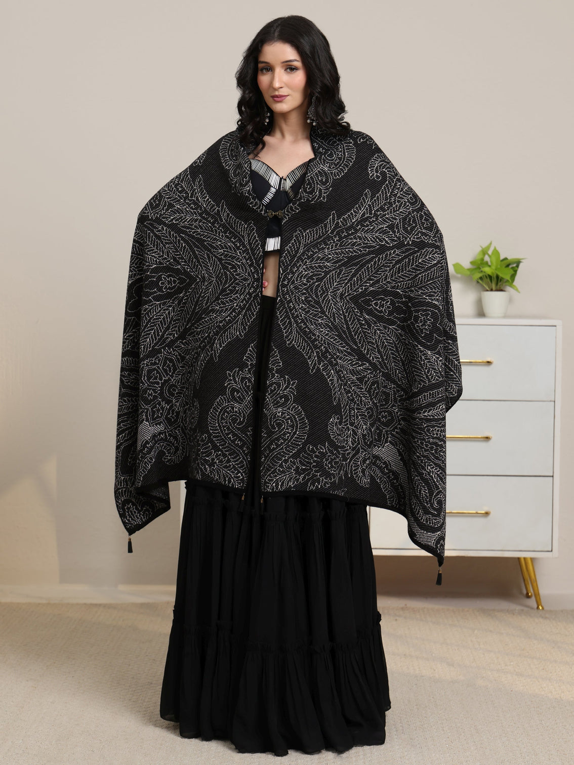 Mameraa Black Floral Knitted Acrylic Wrap Shawl