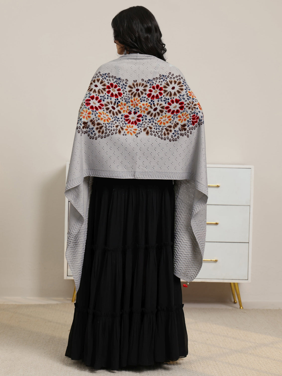 Mameraa Grey Floral Knitted Acrylic Wrap Shawl
