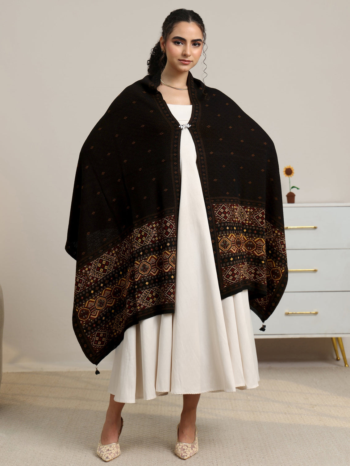 Mameraa Black Ethnic Knitted Acrylic Wrap Shawl