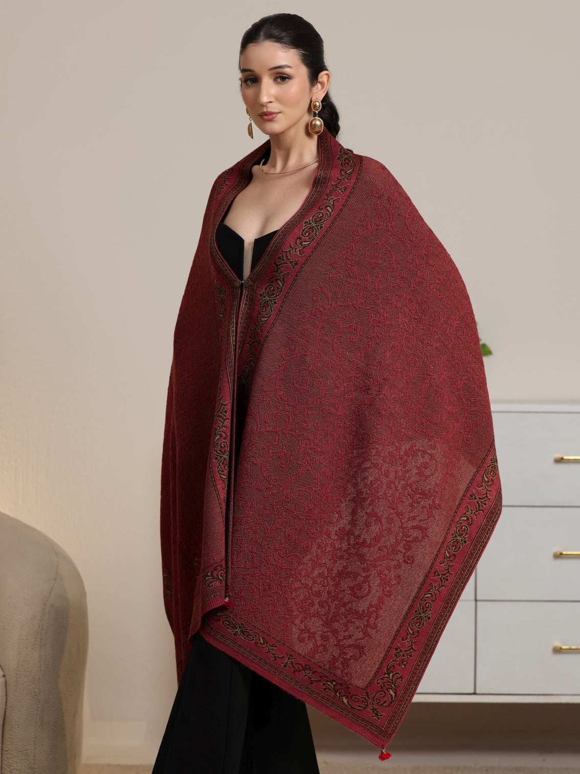 Mameraa Rust Red Floral Knitted Acrylic Wrap Shawl