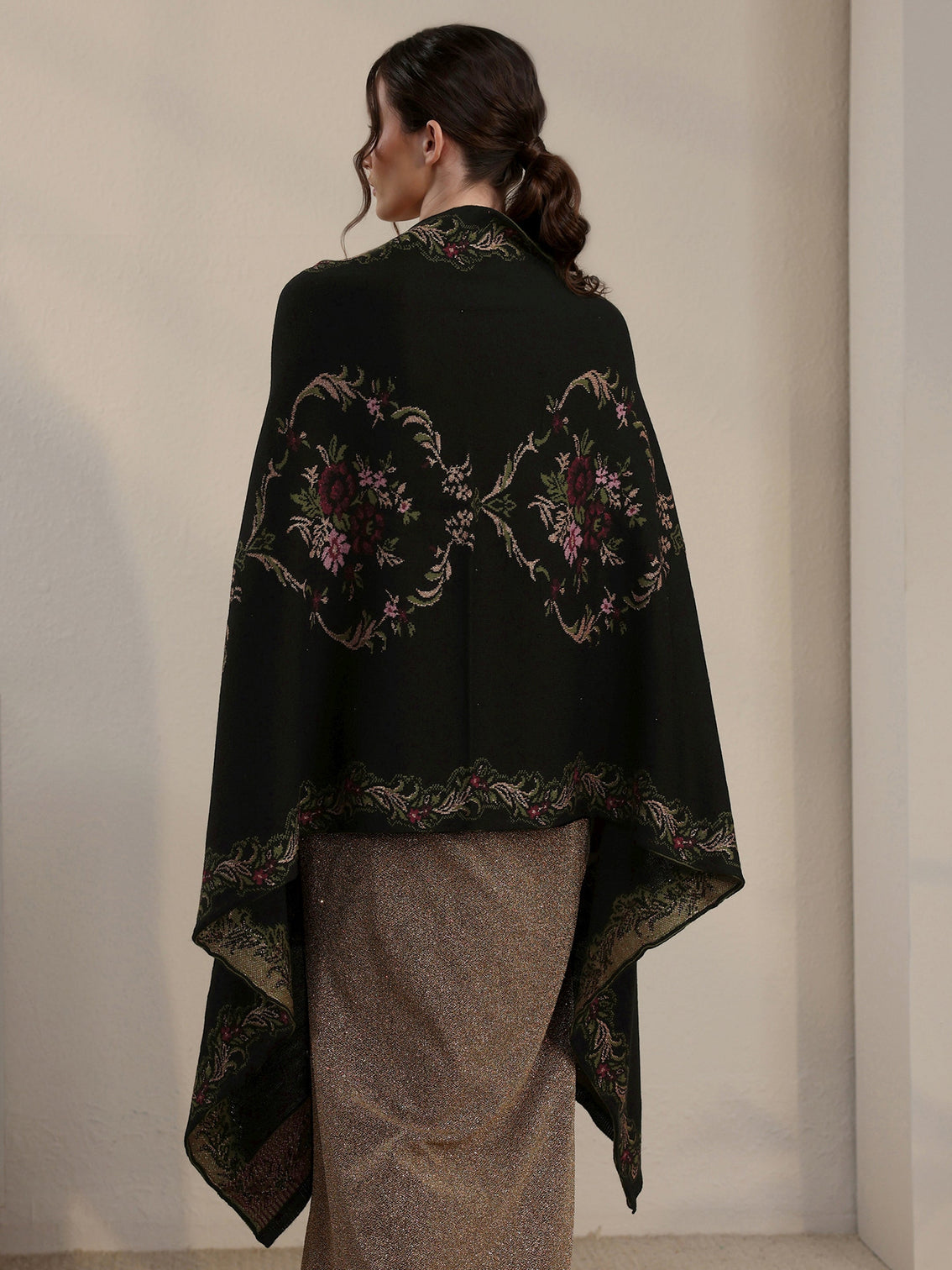 Mameraa Black Floral Knitted Acrylic Wrap Shawl