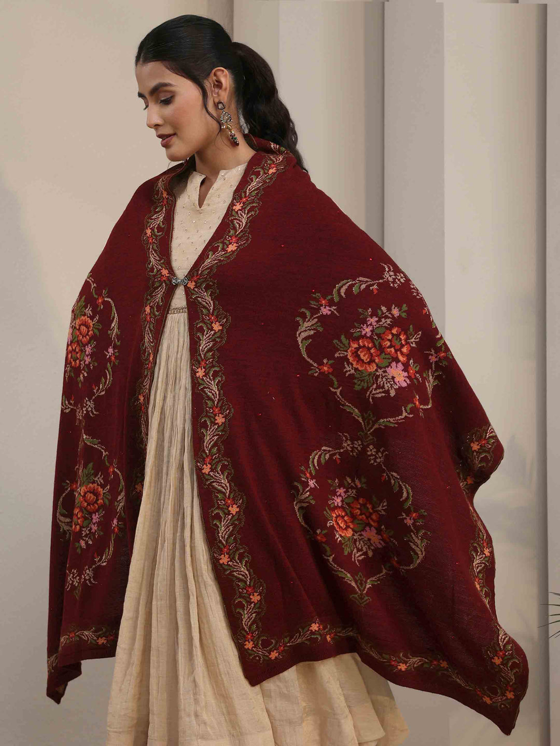 Mameraa Maroon Floral Knitted Acrylic Wrap Shawl