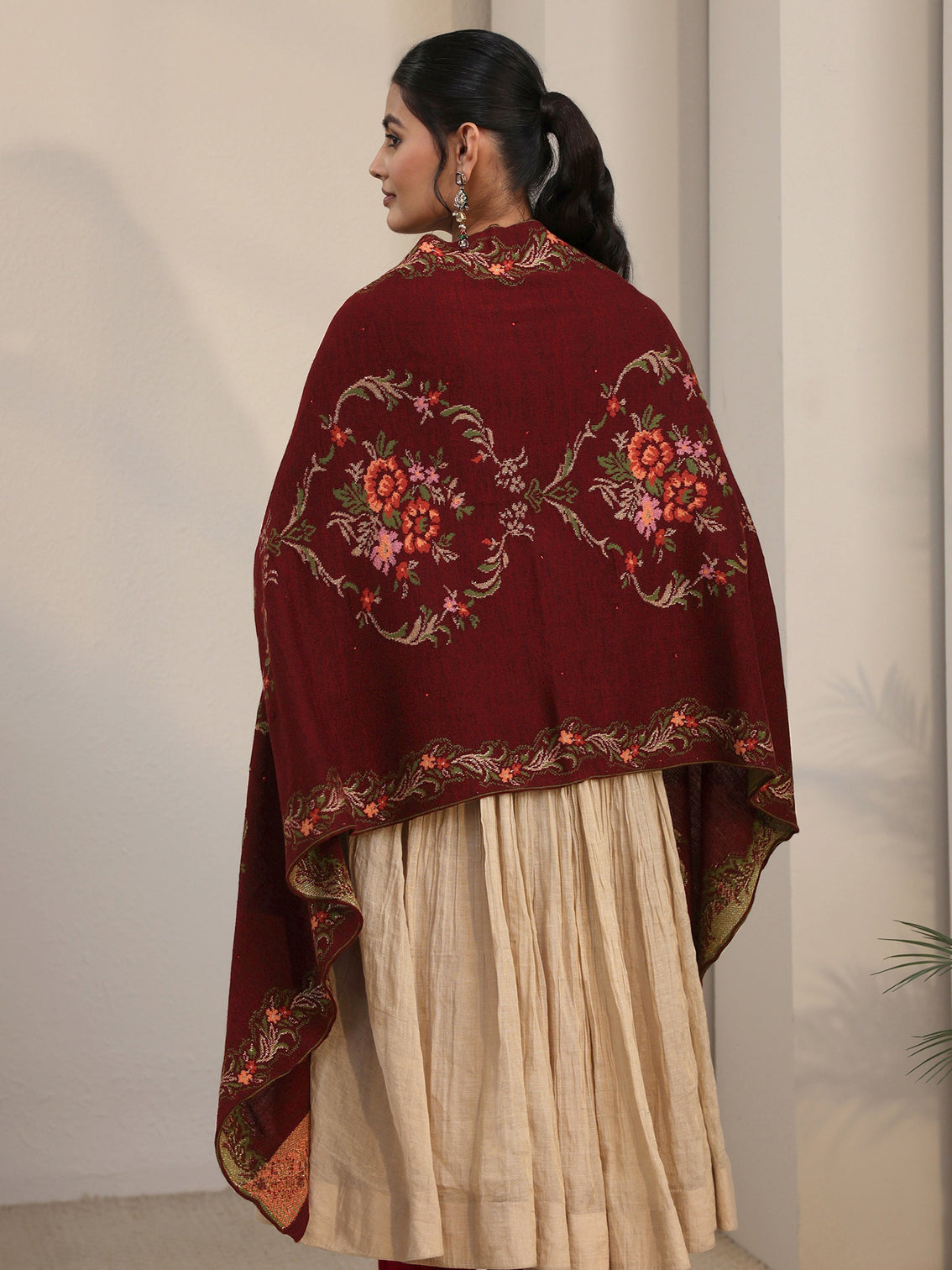 Mameraa Maroon Floral Knitted Acrylic Wrap Shawl