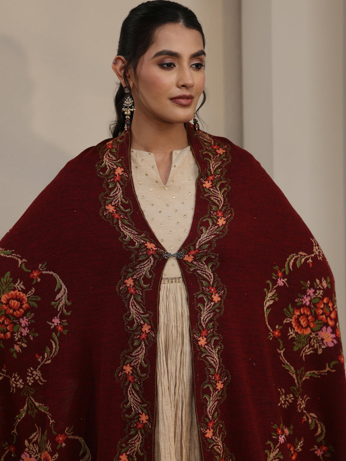 Mameraa Maroon Floral Knitted Acrylic Wrap Shawl