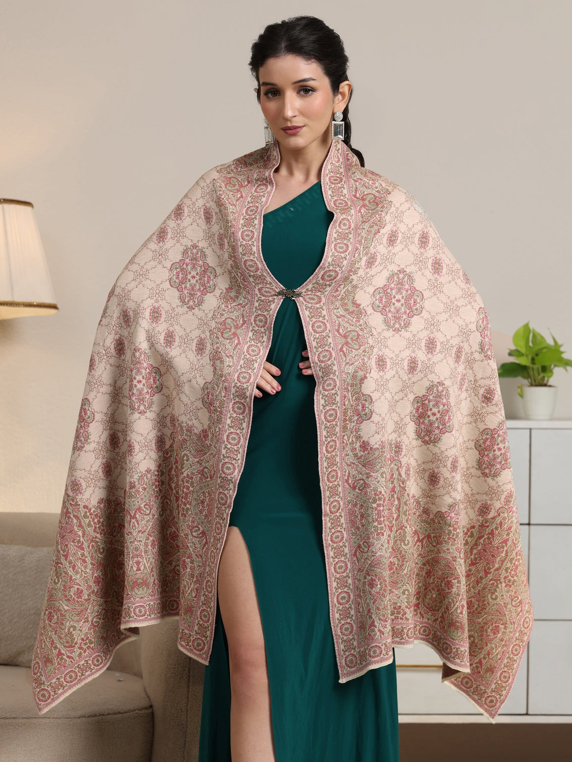 Mameraa White Ethnic Knitted Acrylic Wrap Shawl