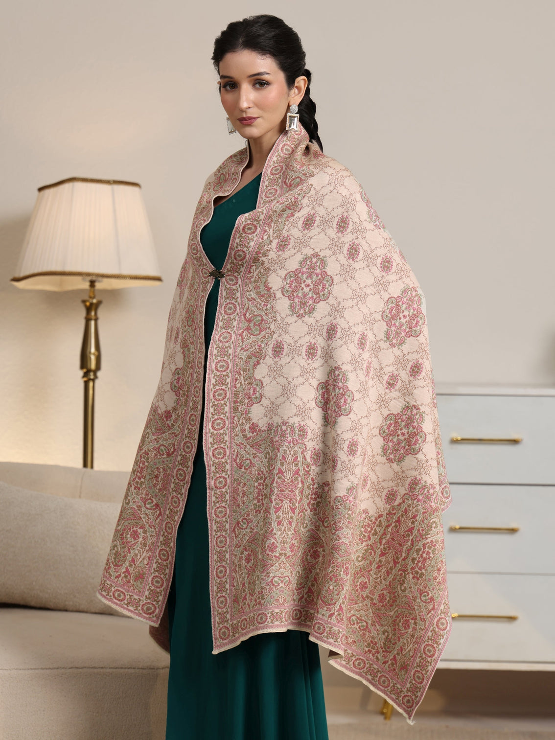 Mameraa White Ethnic Knitted Acrylic Wrap Shawl