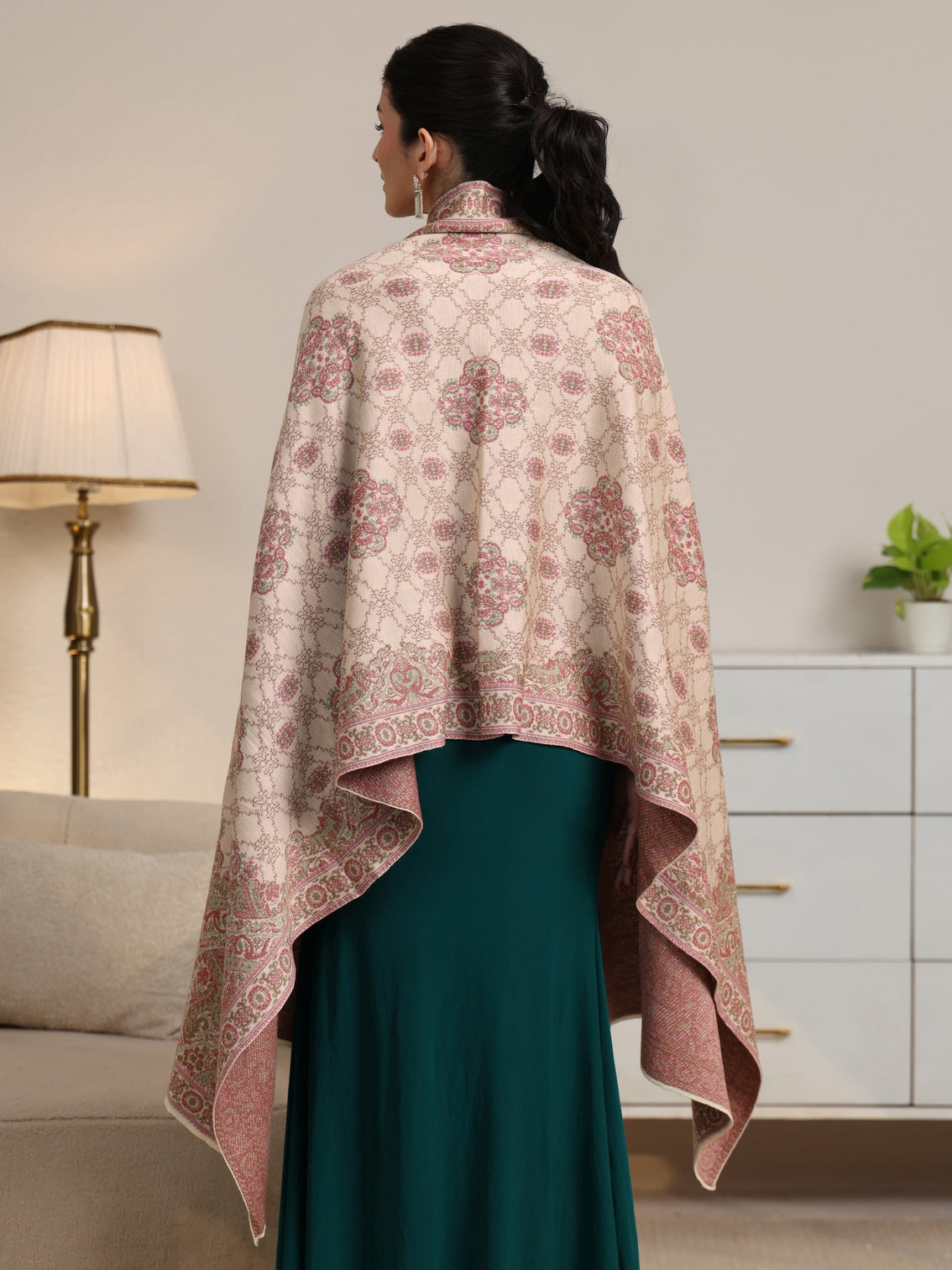 Mameraa White Ethnic Knitted Acrylic Wrap Shawl