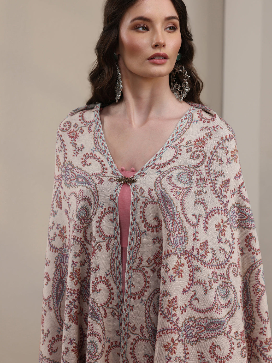 Mameraa Off White Paisley Knitted Acrylic Wrap Shawl