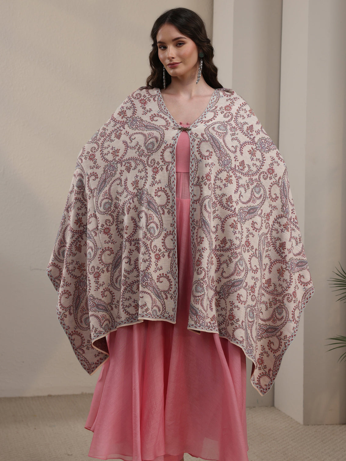 Mameraa Off White Paisley Knitted Acrylic Wrap Shawl