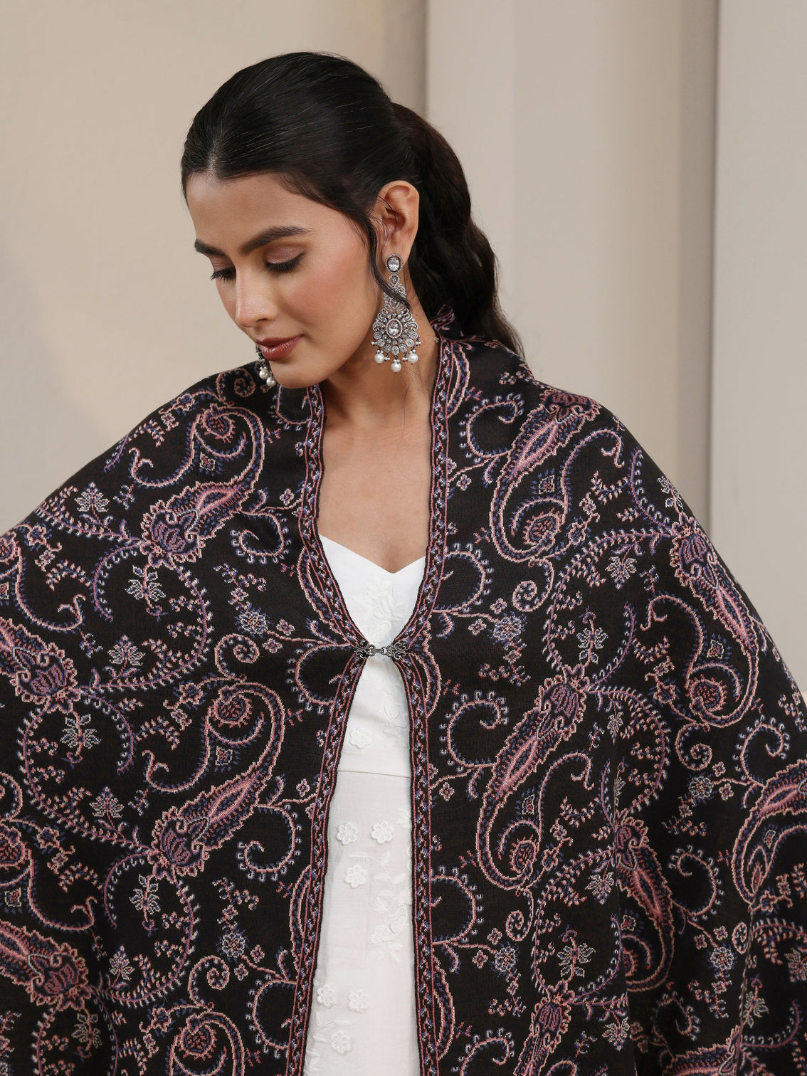 Mameraa Black Paisley Knitted Acrylic Wrap Shawl
