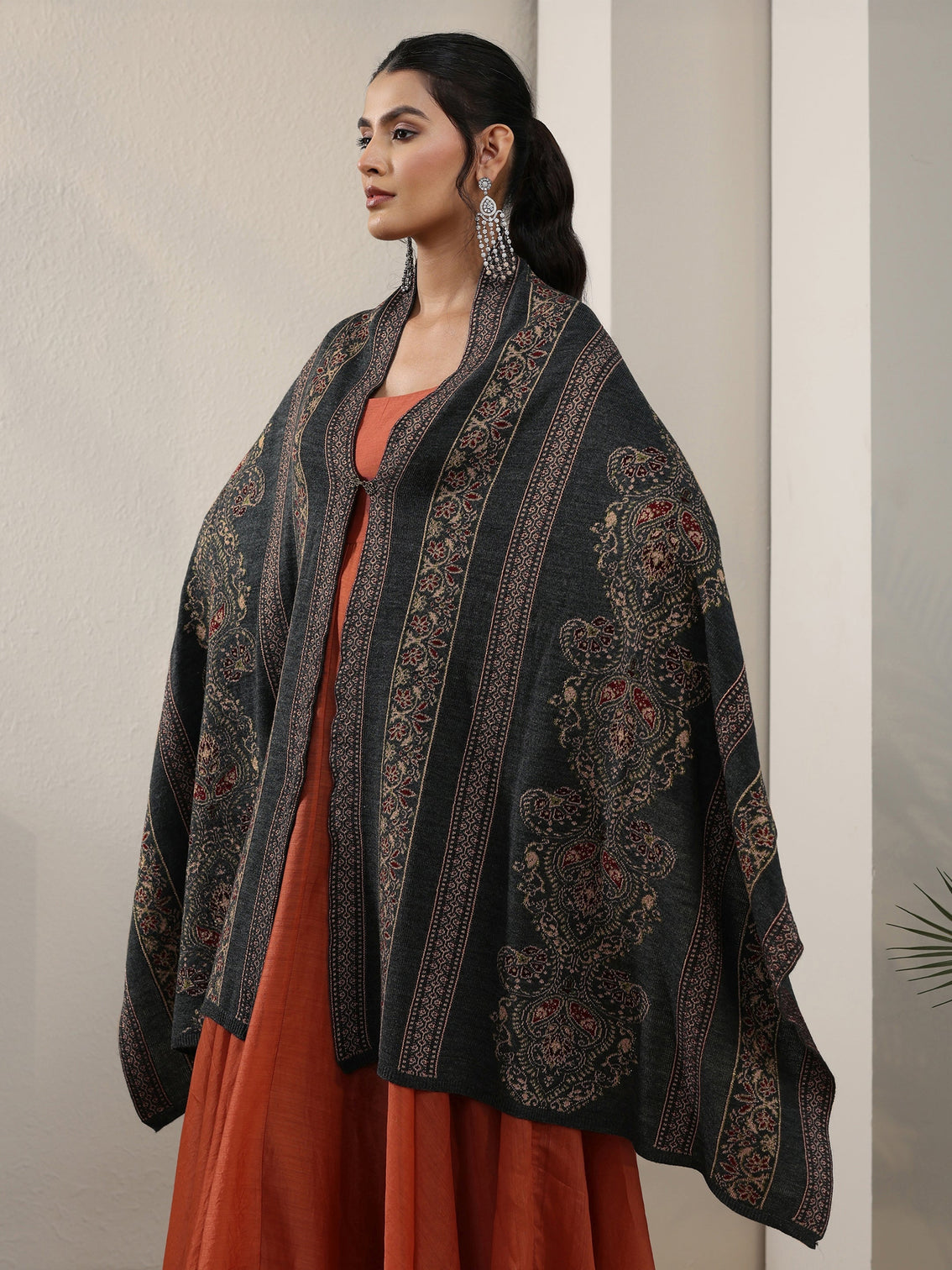 Mameraa Dark Grey Ethnic Knitted Acrylic Wrap Shawl