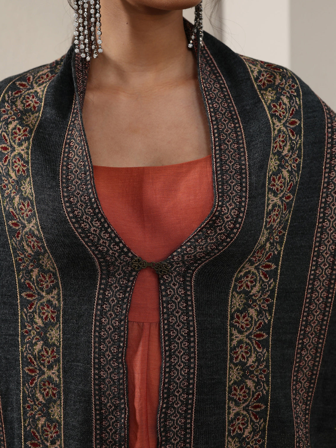 Mameraa Dark Grey Ethnic Knitted Acrylic Wrap Shawl