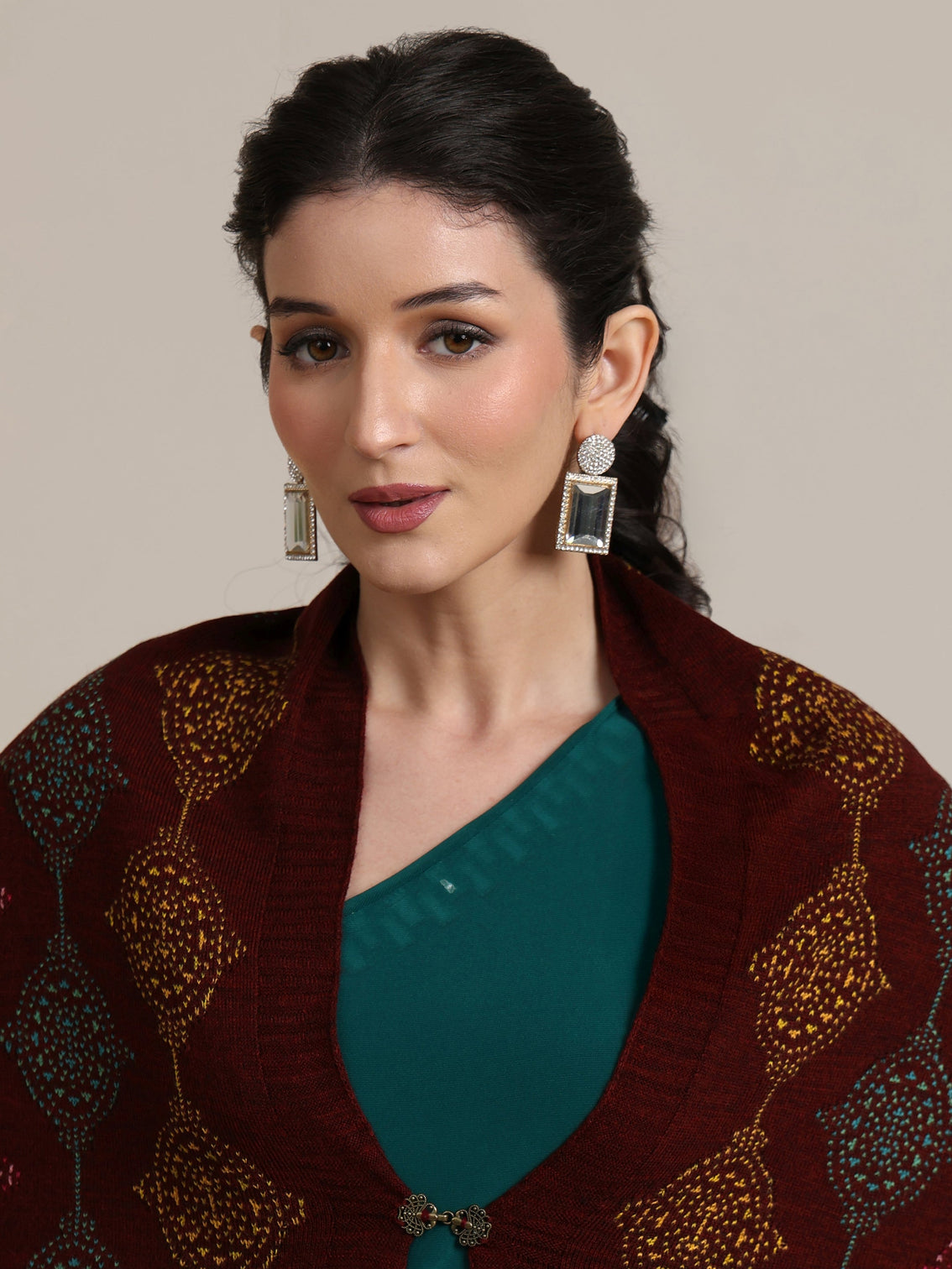 Mameraa Maroon Geometric Knitted Acrylic Wrap Shawl