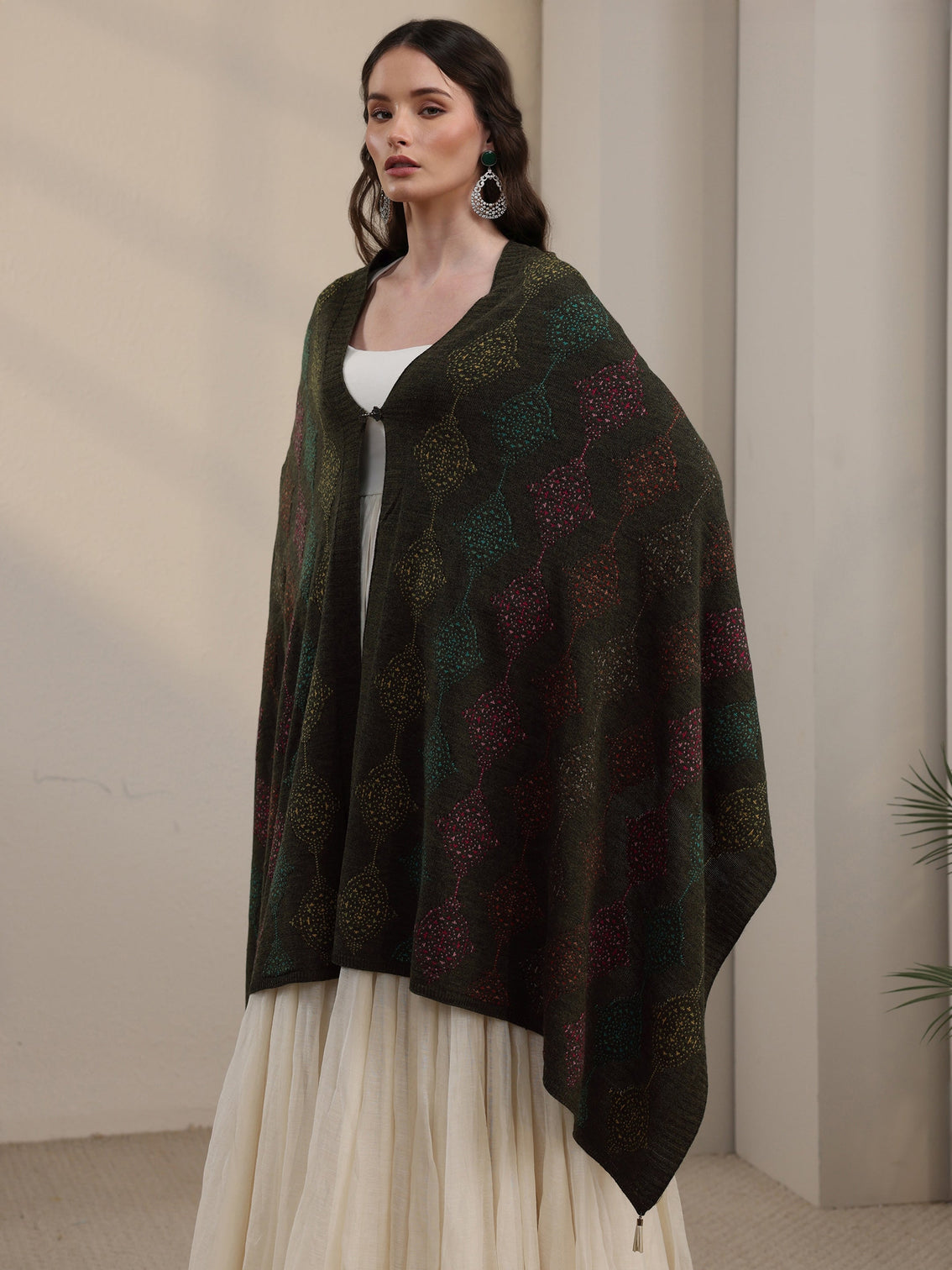 Mameraa Olive Green Geometric Knitted Acrylic Wrap Shawl