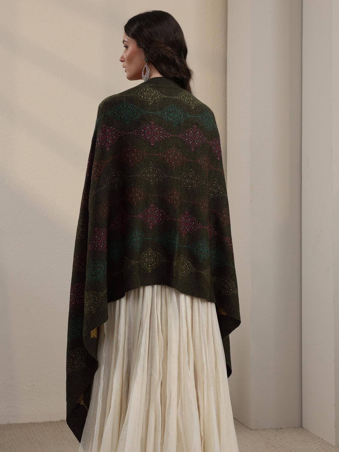 Mameraa Olive Green Geometric Knitted Acrylic Wrap Shawl