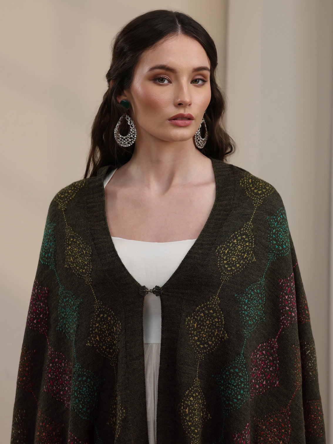 Mameraa Olive Green Geometric Knitted Acrylic Wrap Shawl