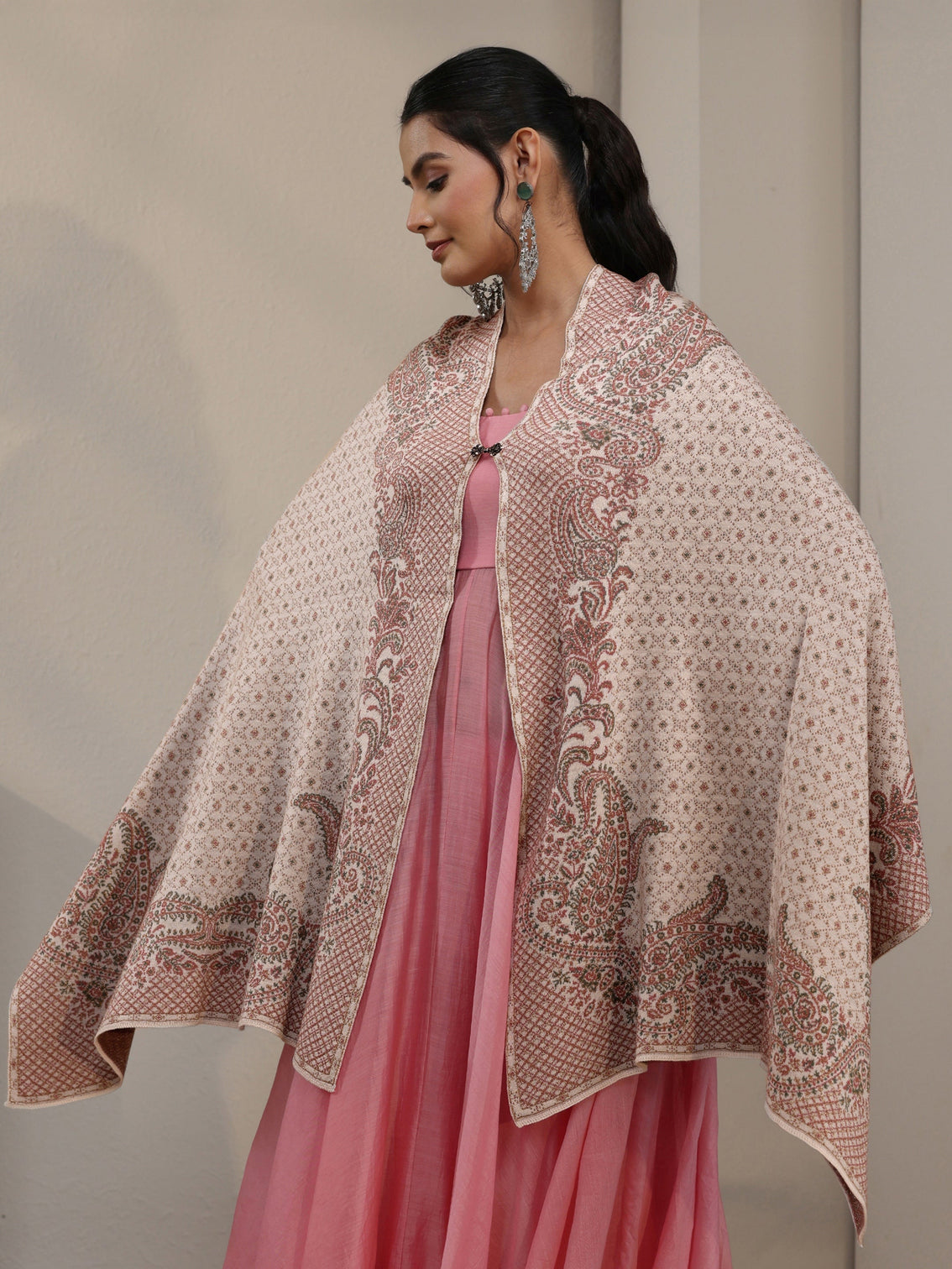 Mameraa Off White Paisley Knitted Acrylic Wrap Shawl