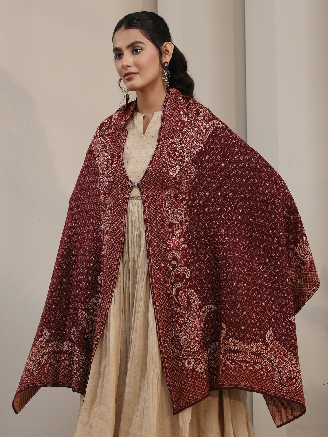 Mameraa Maroon Paisley Knitted Acrylic Wrap Shawl